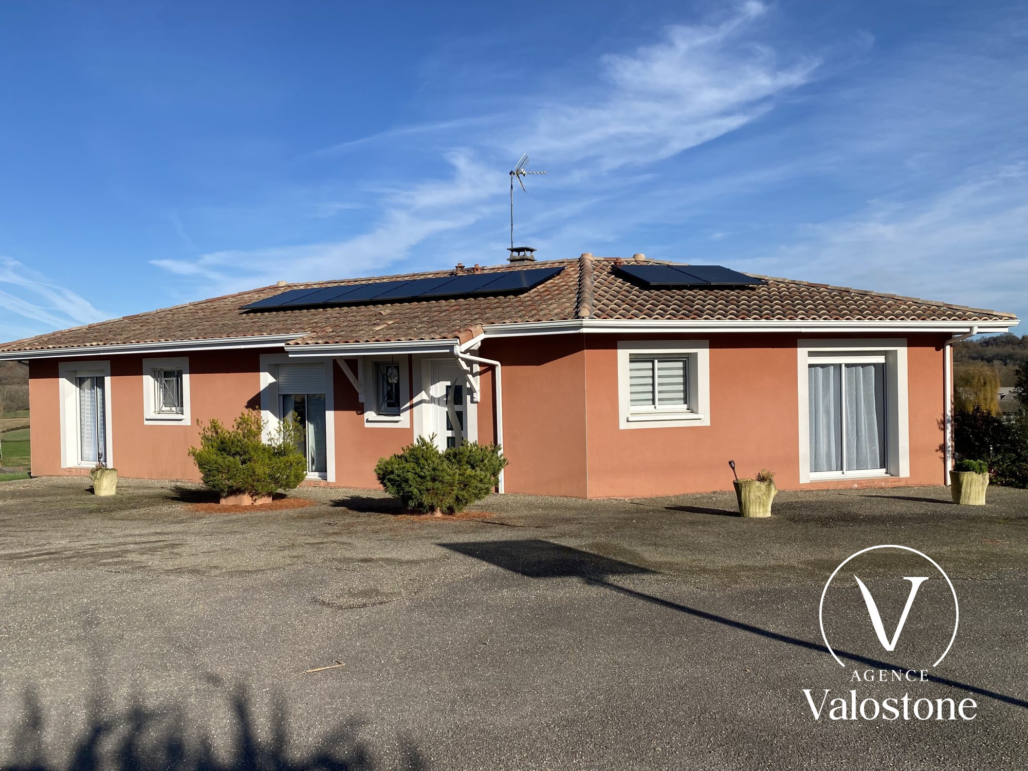 Photo 7 — VALOSTONE INTERNATIONAL