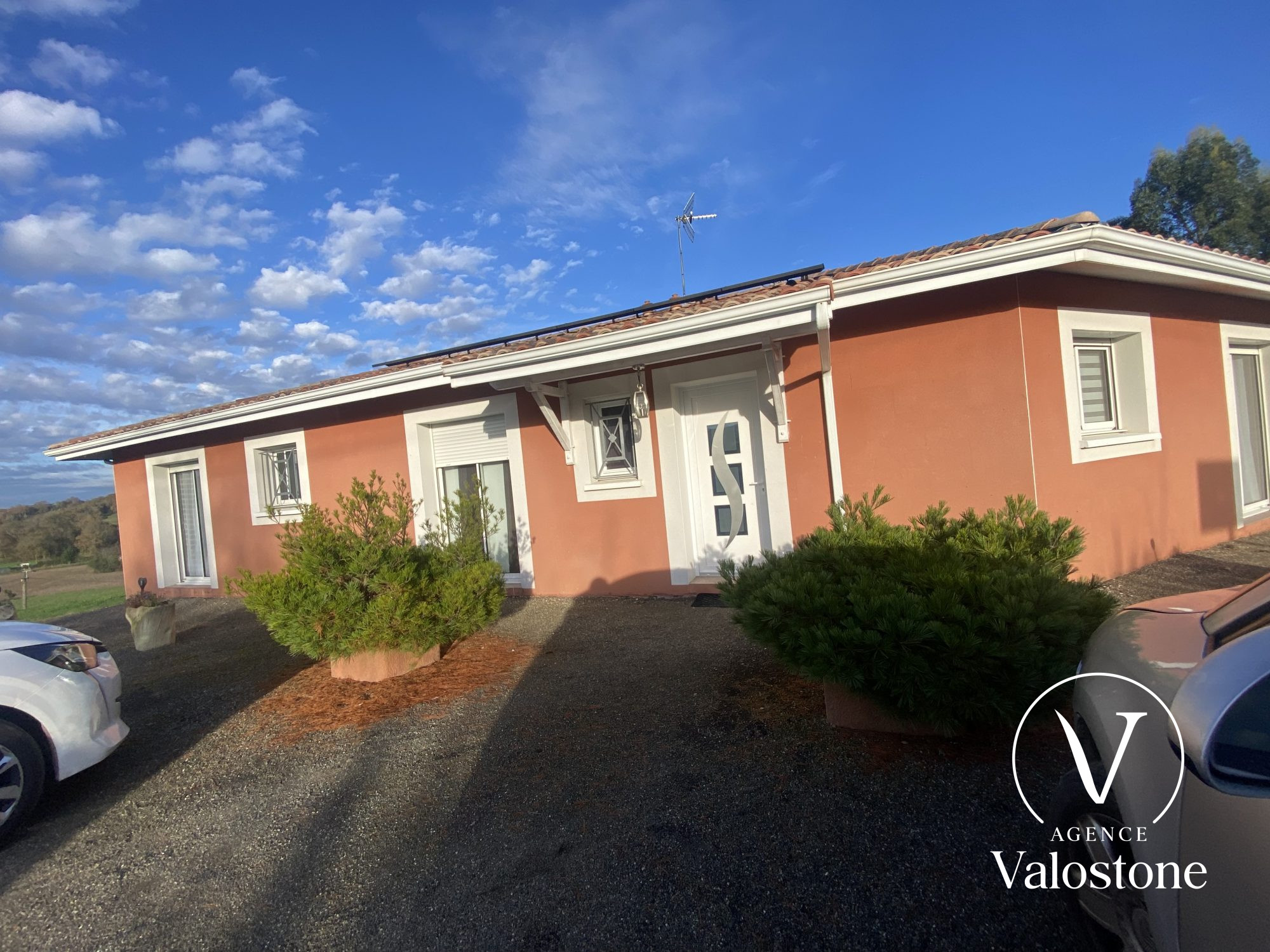 Photo 11 — VALOSTONE INTERNATIONAL