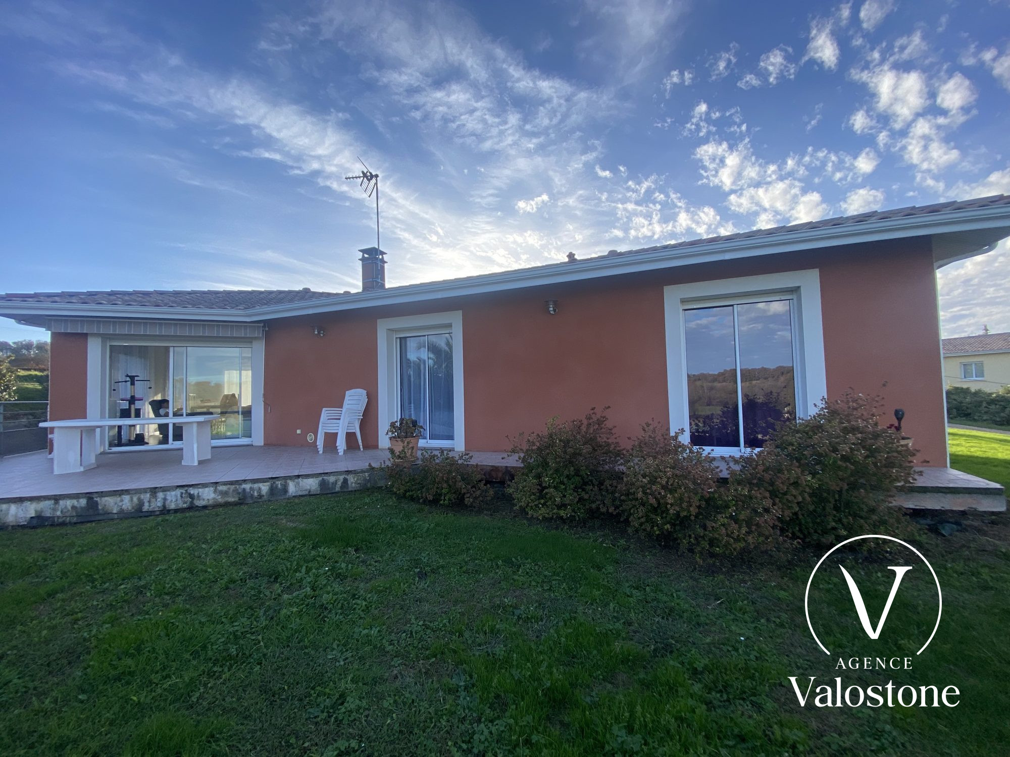 Photo 30 — VALOSTONE INTERNATIONAL