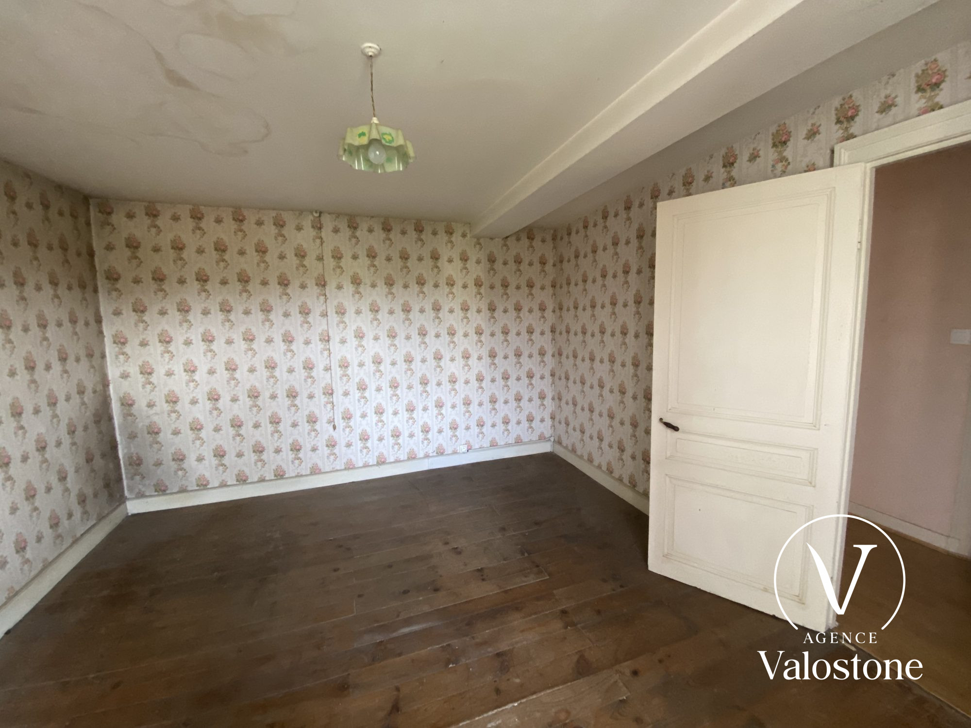 Photo 12 — VALOSTONE INTERNATIONAL
