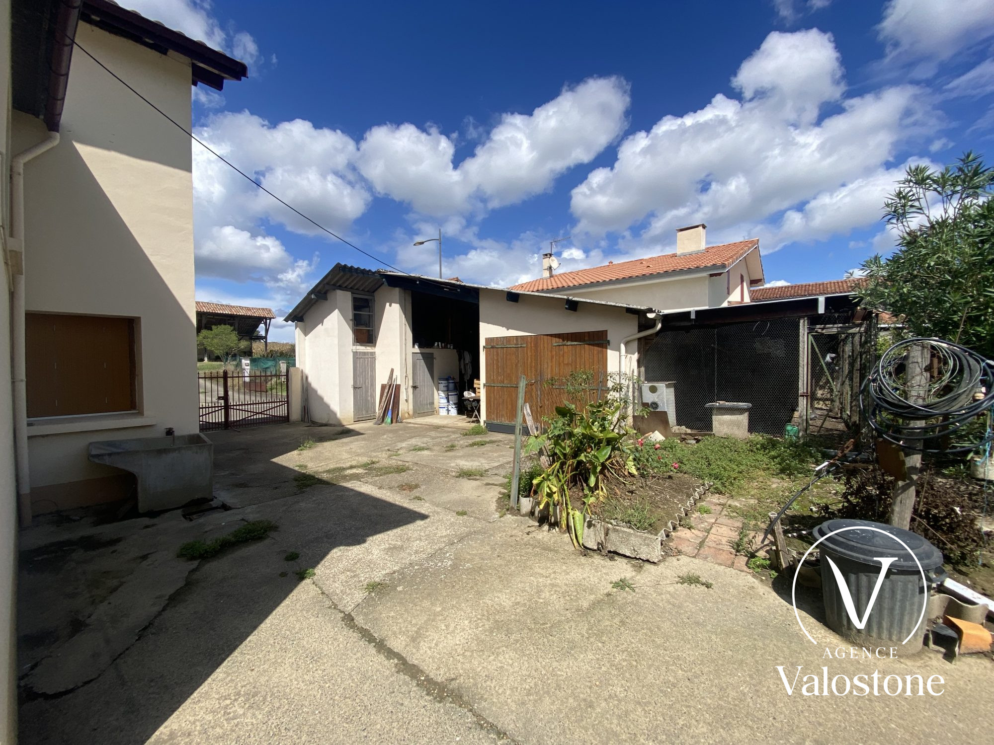 Photo 2 — VALOSTONE INTERNATIONAL