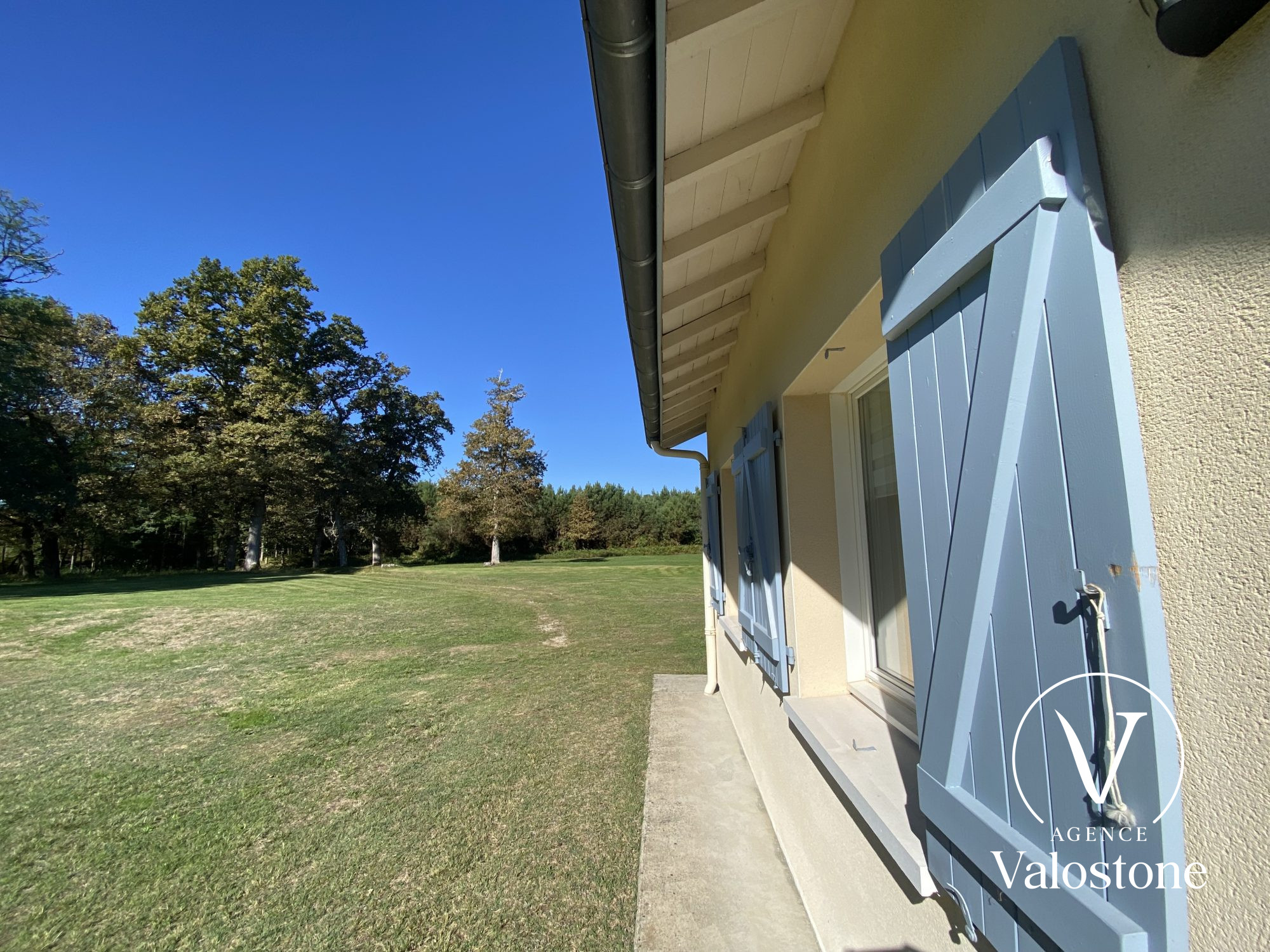 Photo 11 — VALOSTONE INTERNATIONAL