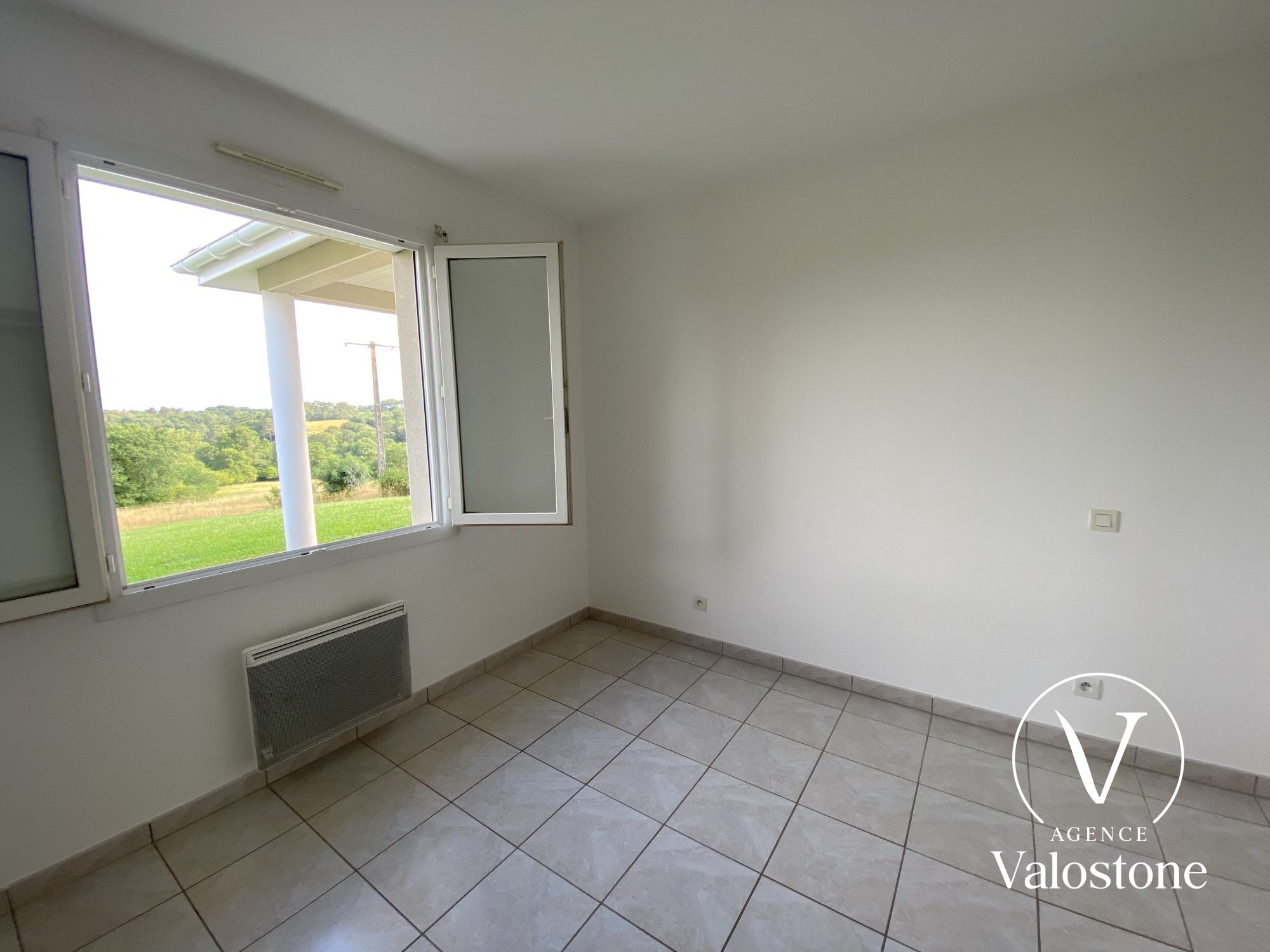 Photo 12 — VALOSTONE INTERNATIONAL