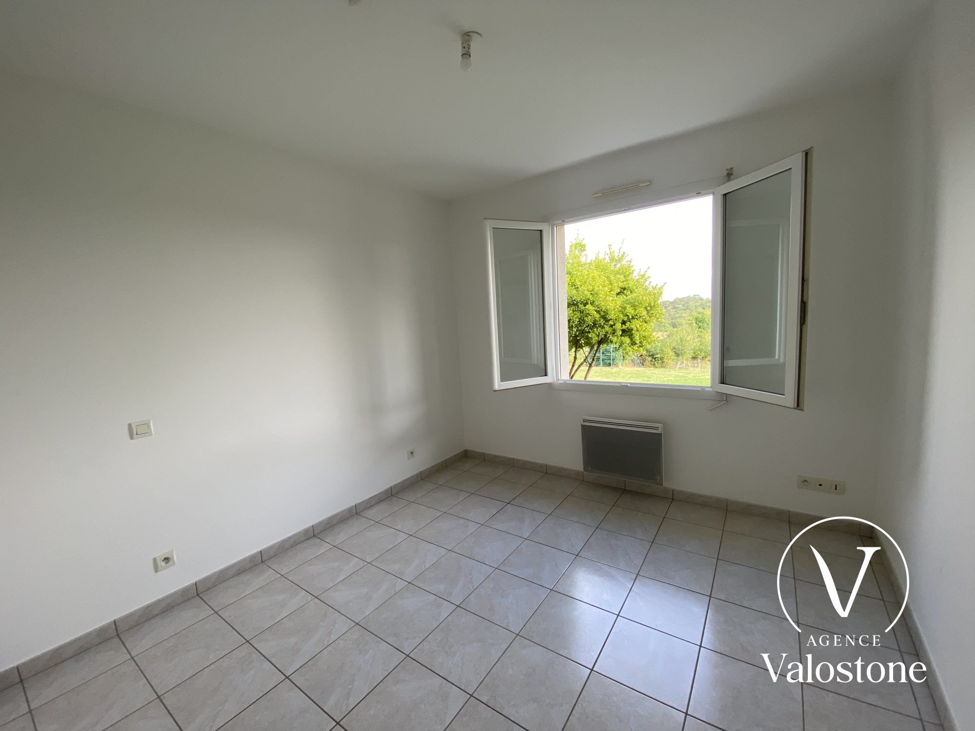Photo 10 — VALOSTONE INTERNATIONAL