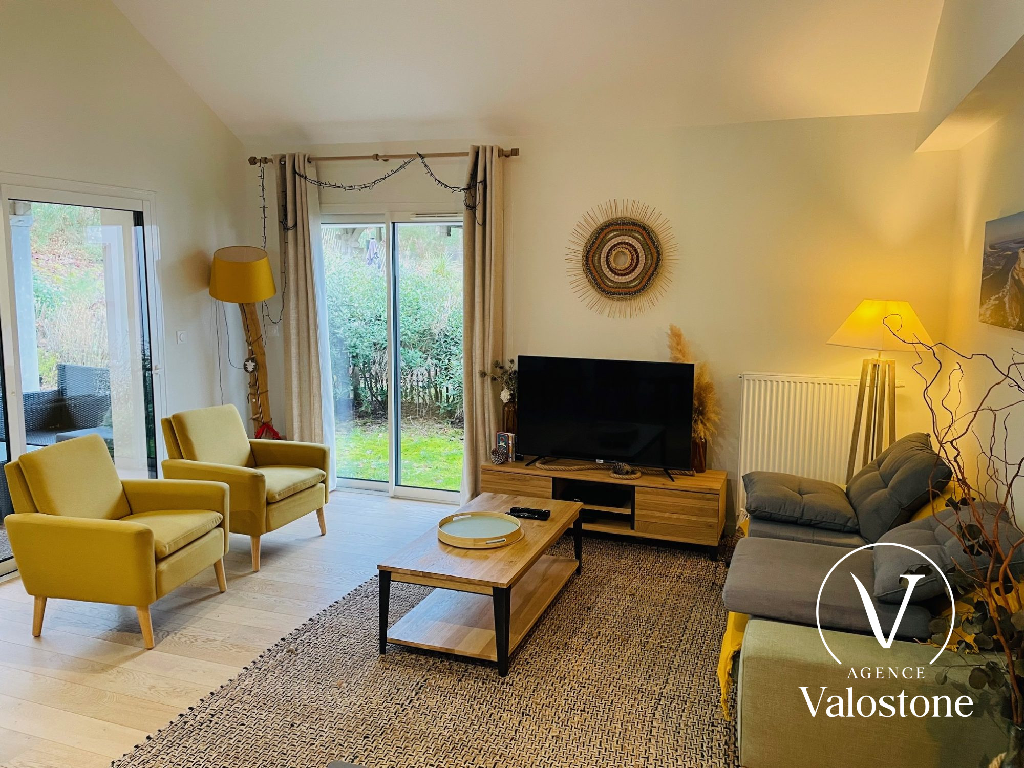 Photo 4 — VALOSTONE INTERNATIONAL