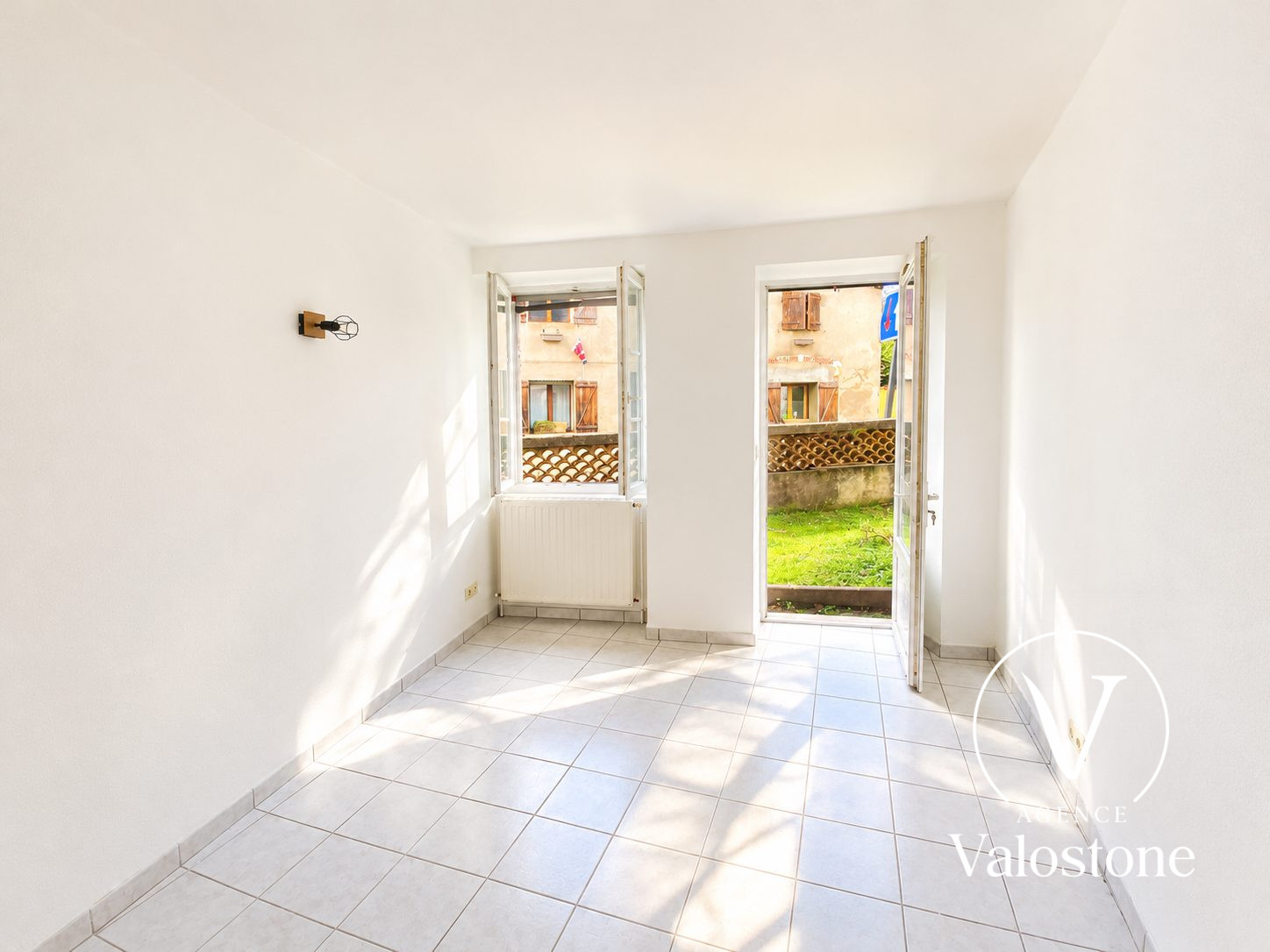 Photo 9 — VALOSTONE INTERNATIONAL