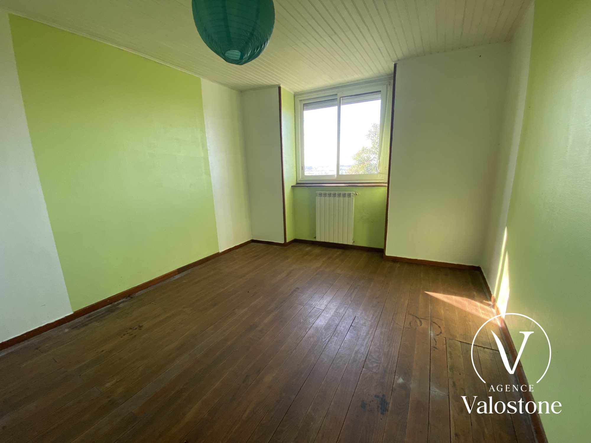 Photo 16 — VALOSTONE INTERNATIONAL