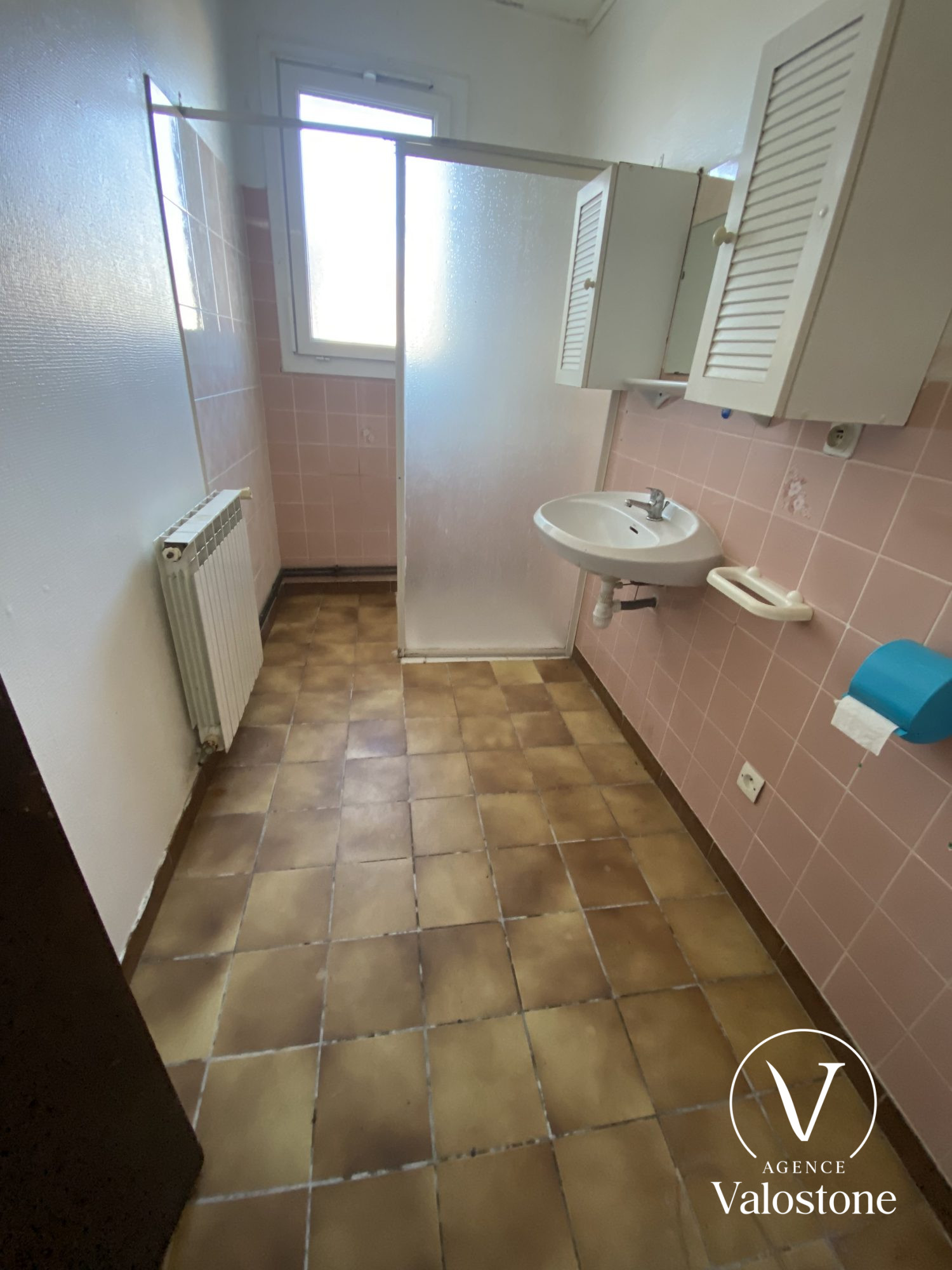 Photo 14 — VALOSTONE INTERNATIONAL
