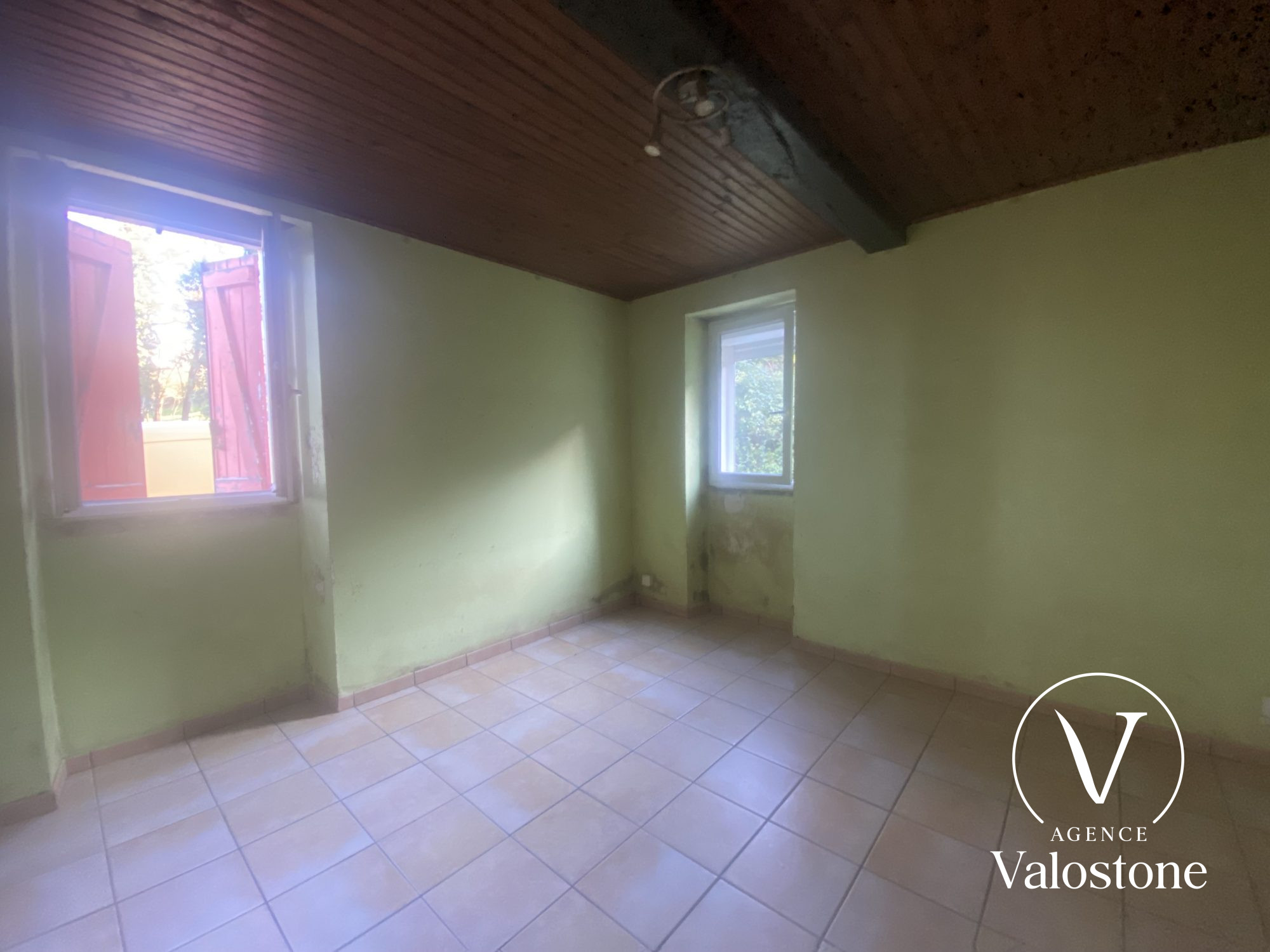 Photo 6 — VALOSTONE INTERNATIONAL