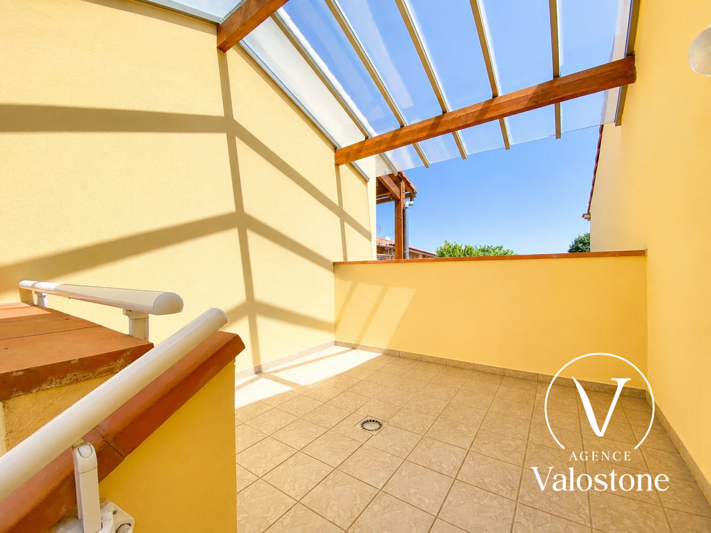 Photo 4 — VALOSTONE INTERNATIONAL