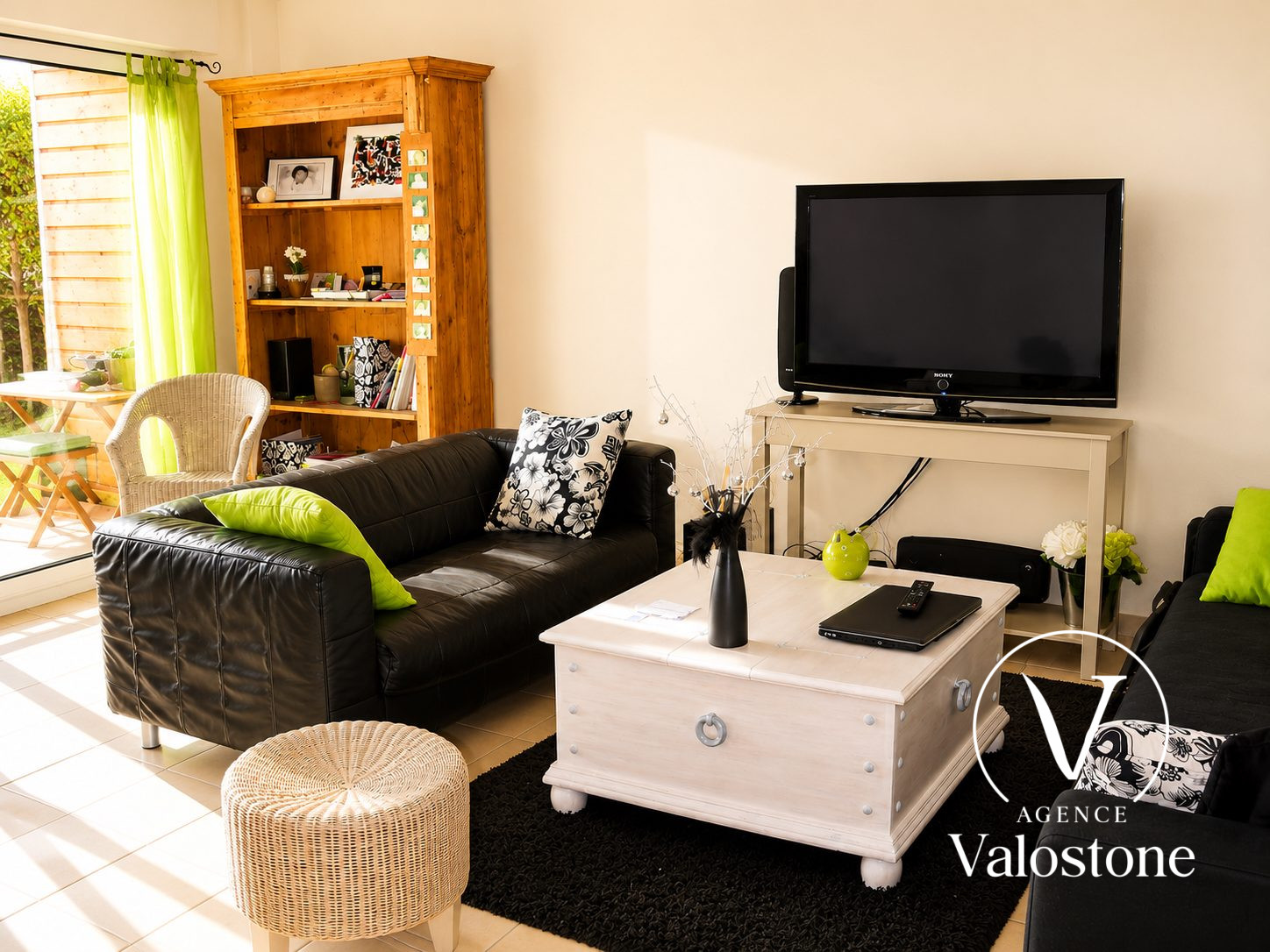 Photo 3 — VALOSTONE INTERNATIONAL