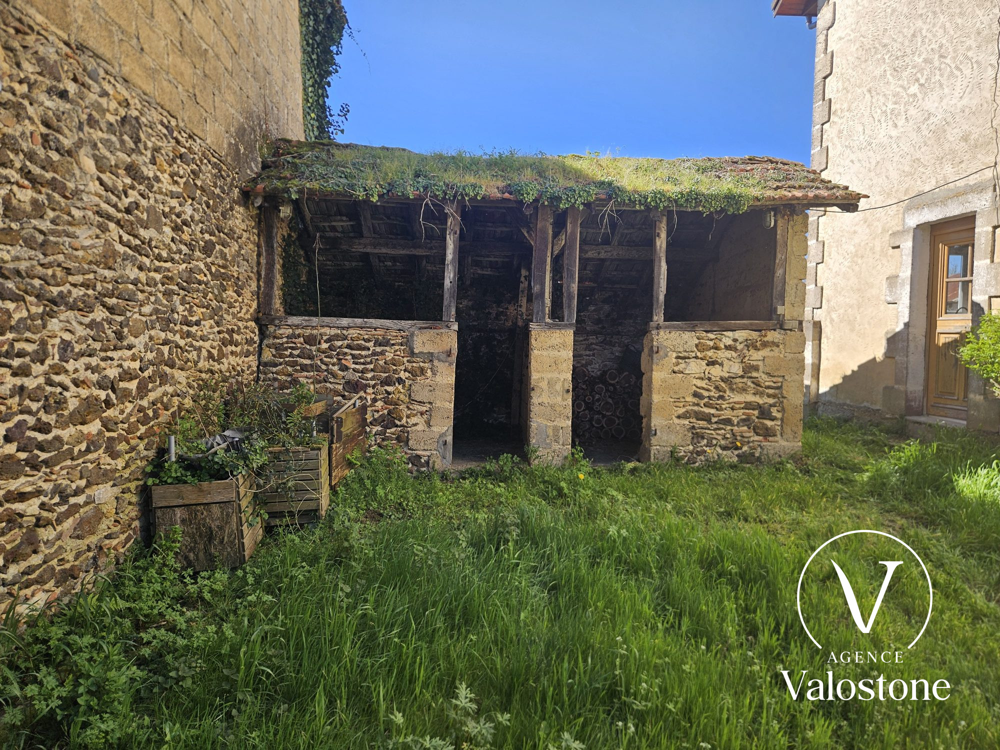 Photo 11 — VALOSTONE INTERNATIONAL