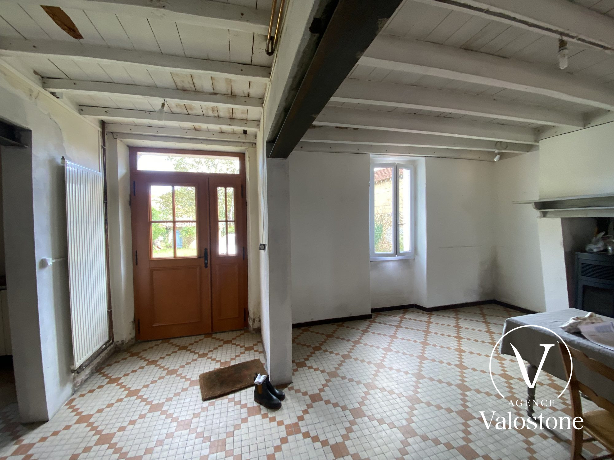 Photo 16 — VALOSTONE INTERNATIONAL
