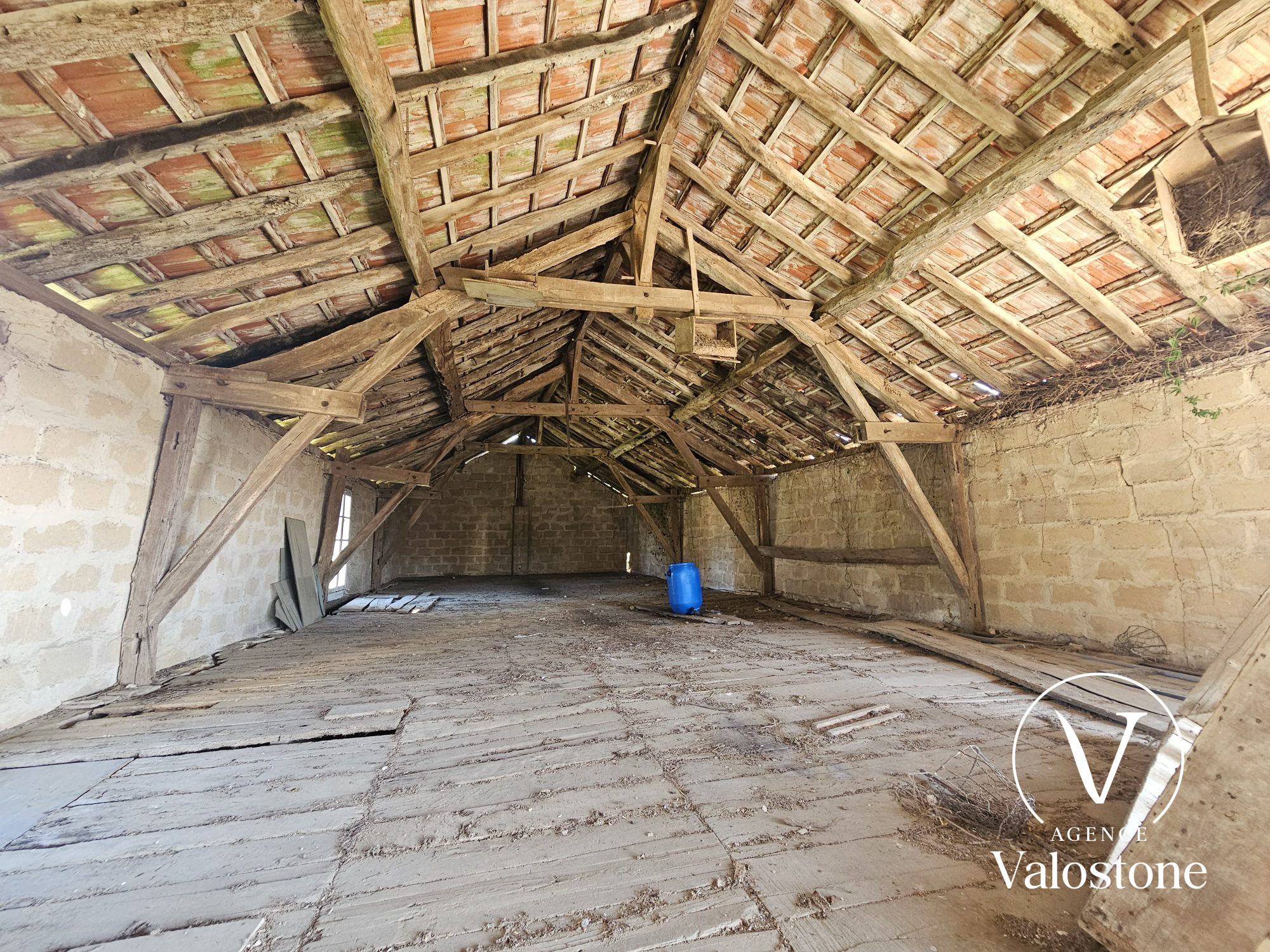 Photo 13 — VALOSTONE INTERNATIONAL