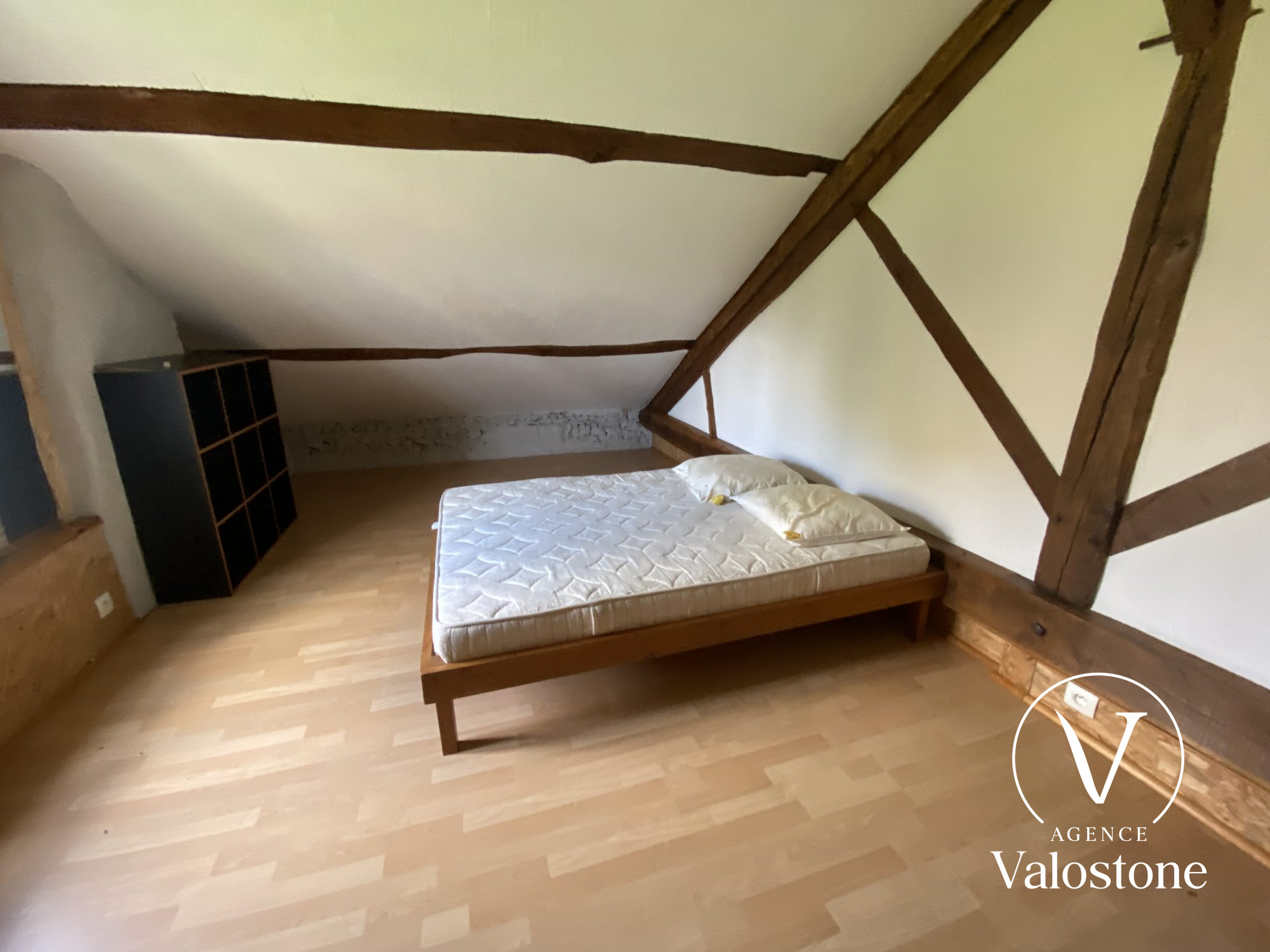 Photo 19 — VALOSTONE INTERNATIONAL