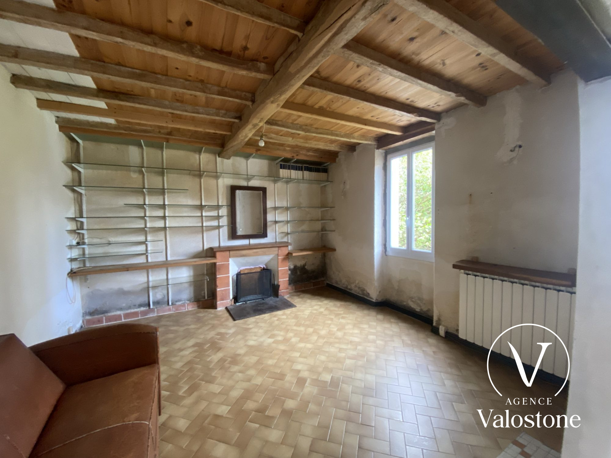 Photo 10 — VALOSTONE INTERNATIONAL