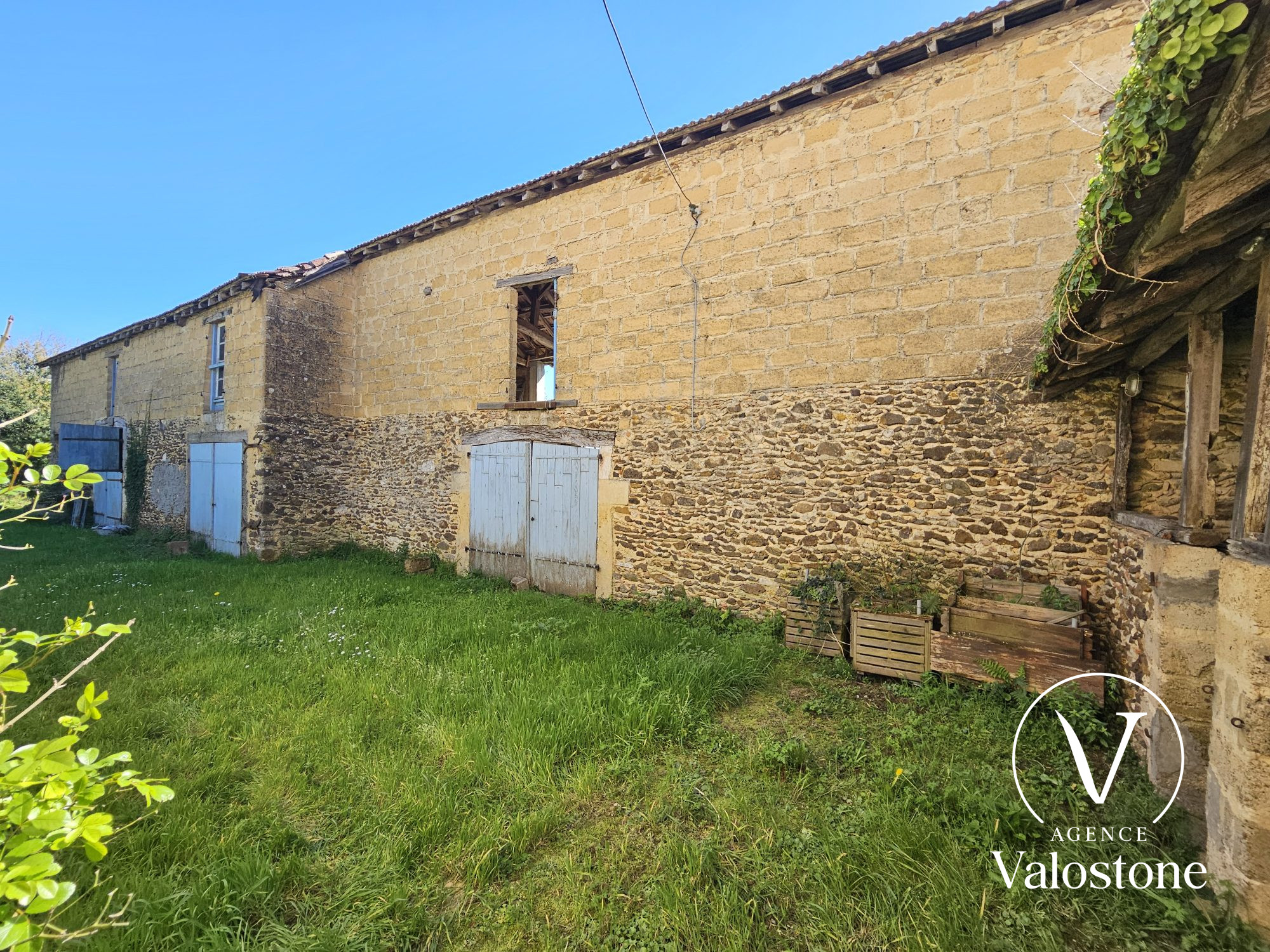 Photo 4 — VALOSTONE INTERNATIONAL