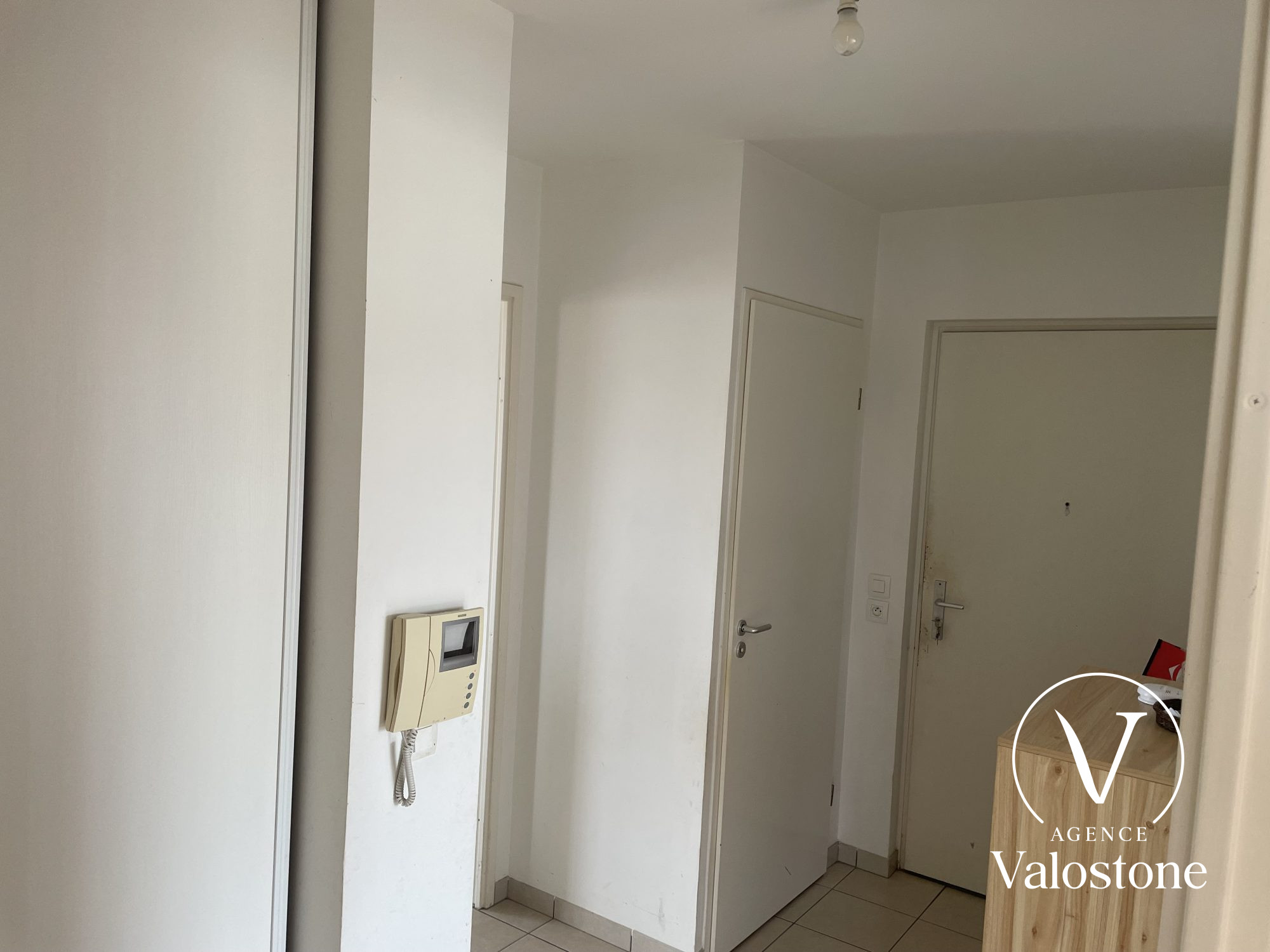 Photo 9 — VALOSTONE INTERNATIONAL