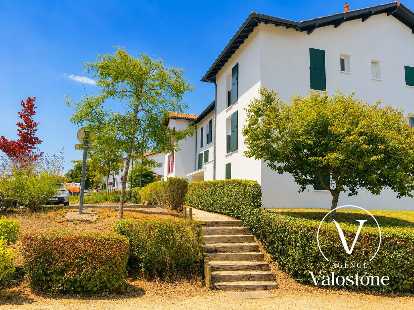 Photo 2 — VALOSTONE INTERNATIONAL