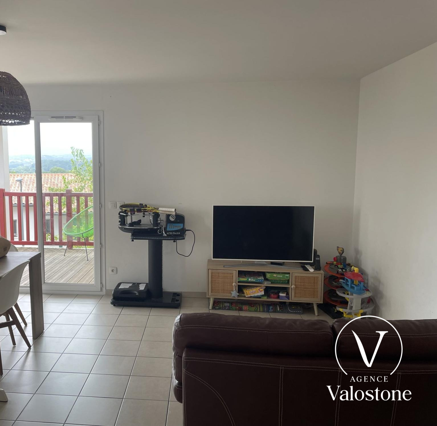 Photo 6 — VALOSTONE INTERNATIONAL