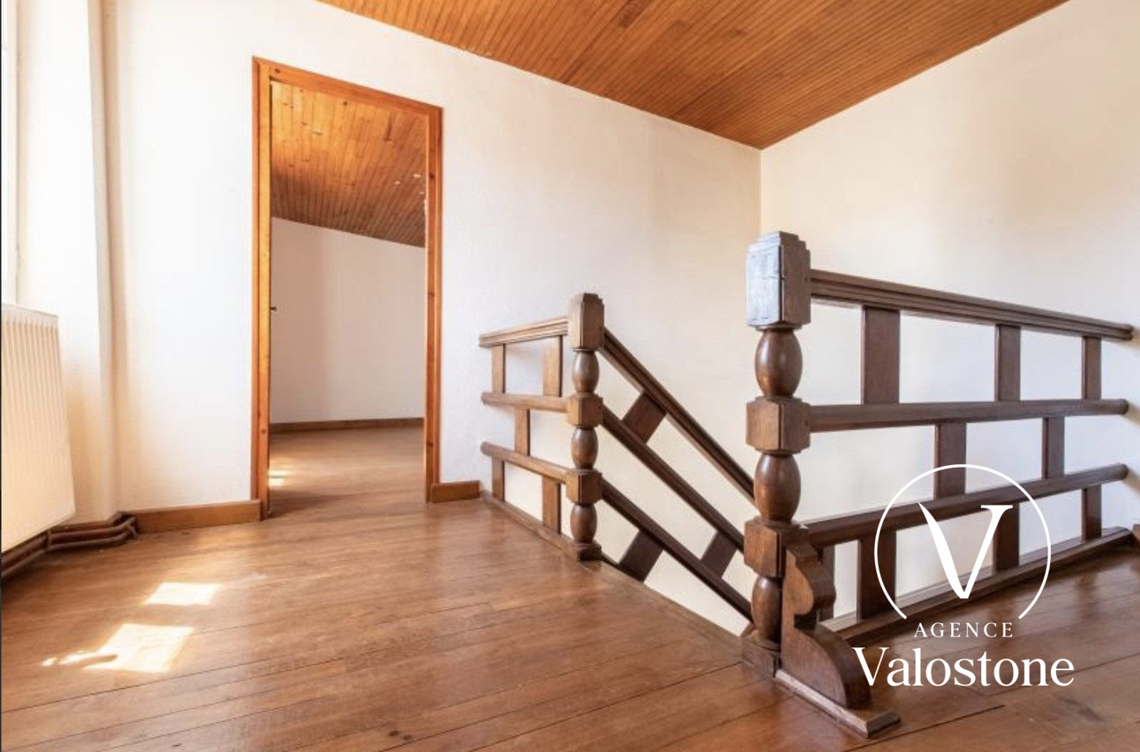 Photo 4 — VALOSTONE INTERNATIONAL
