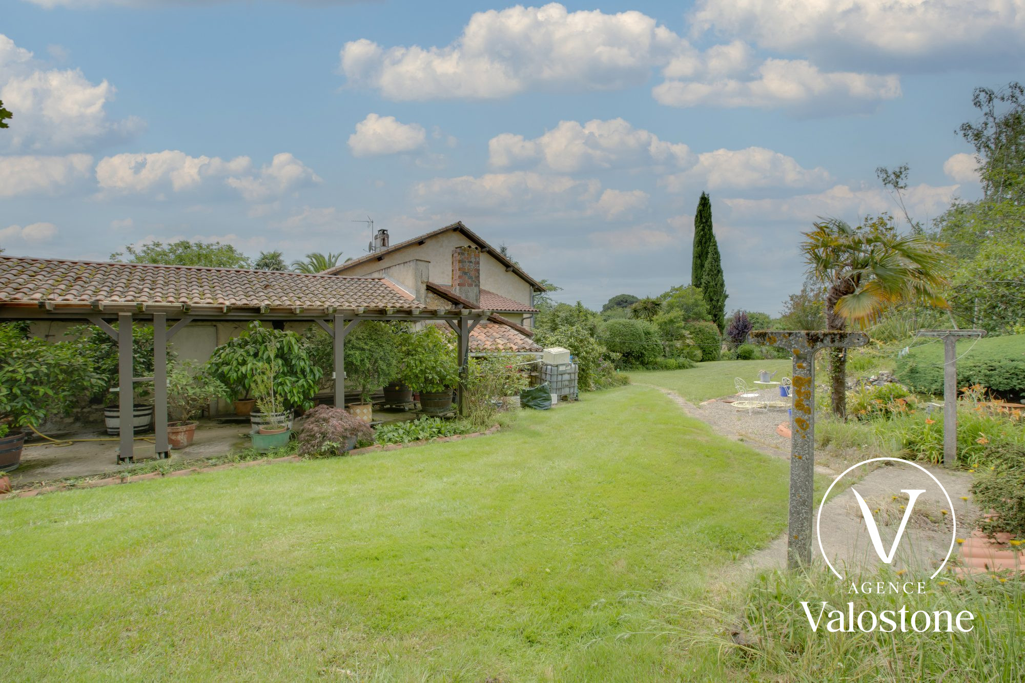 Photo 2 — VALOSTONE INTERNATIONAL