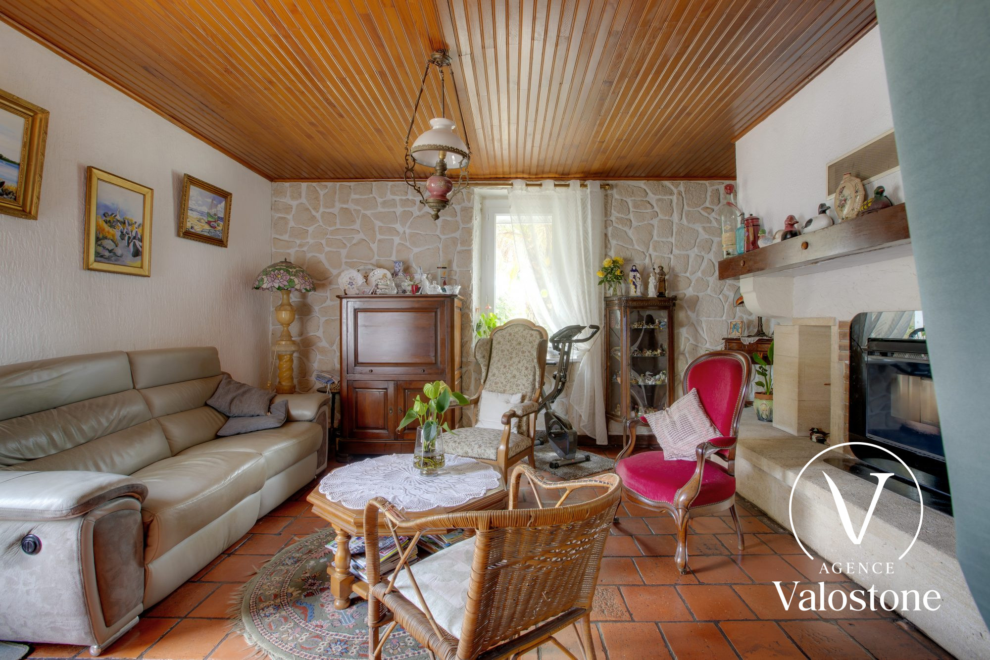 Photo 9 — VALOSTONE INTERNATIONAL
