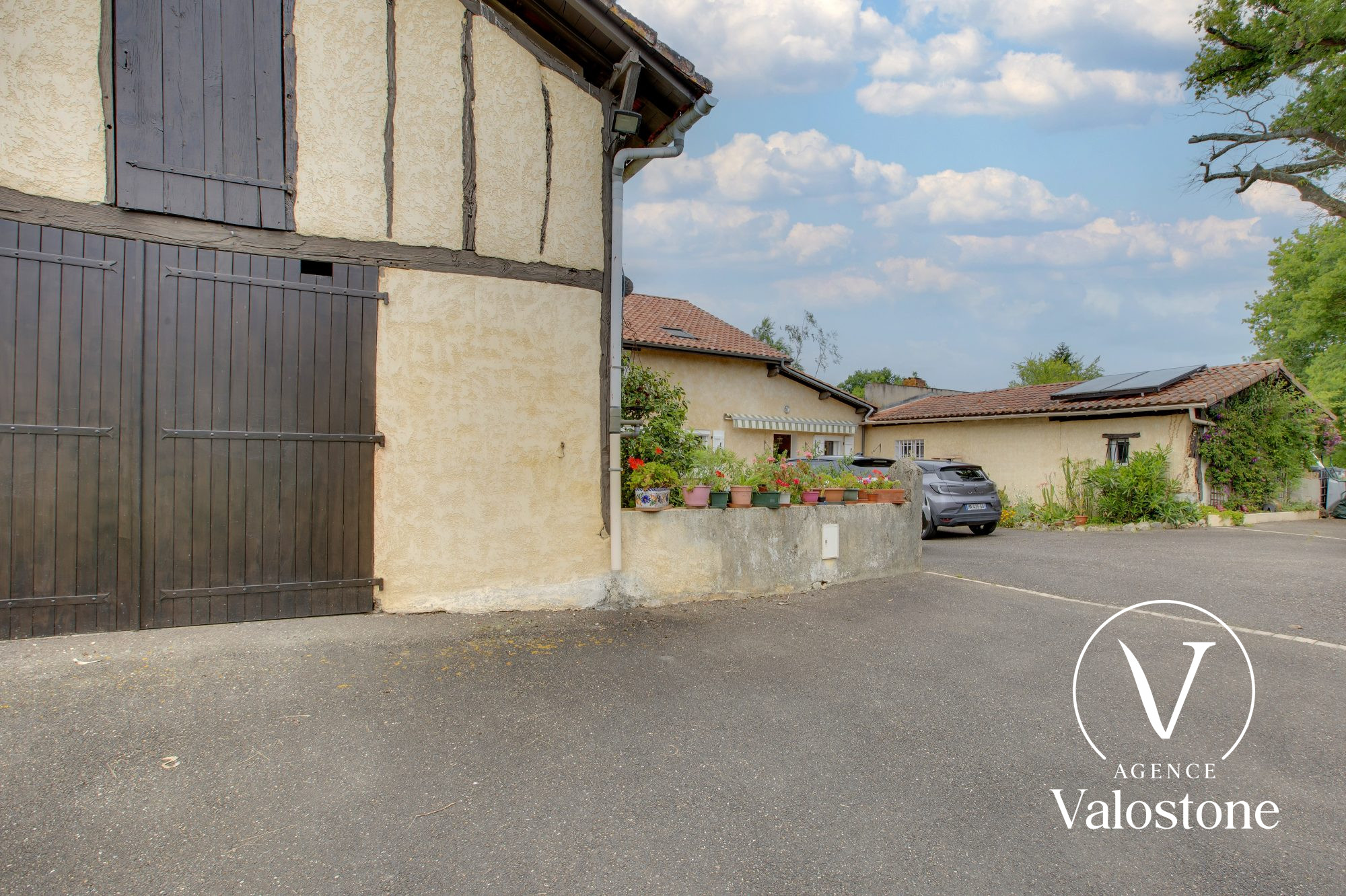 Photo 6 — VALOSTONE INTERNATIONAL