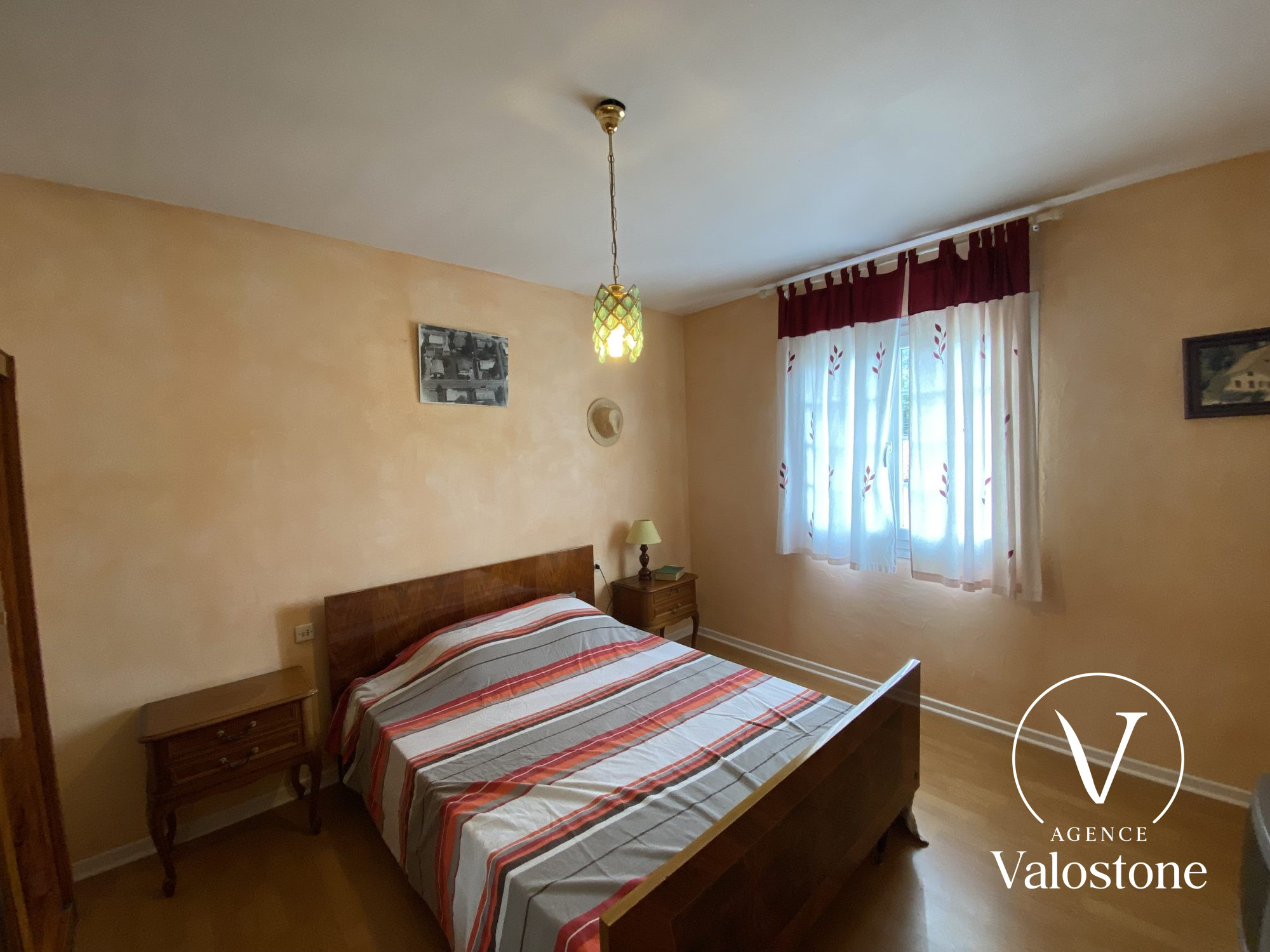 Photo 5 — VALOSTONE INTERNATIONAL