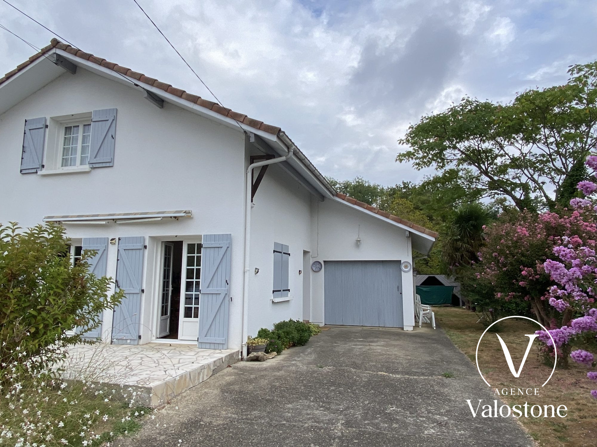 Photo 9 — VALOSTONE INTERNATIONAL