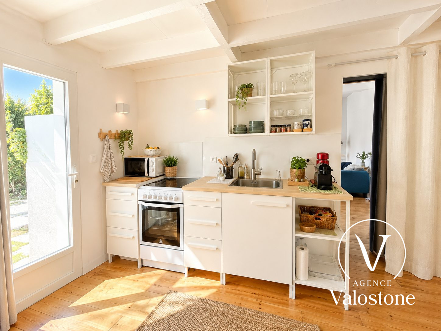 Photo 17 — VALOSTONE INTERNATIONAL