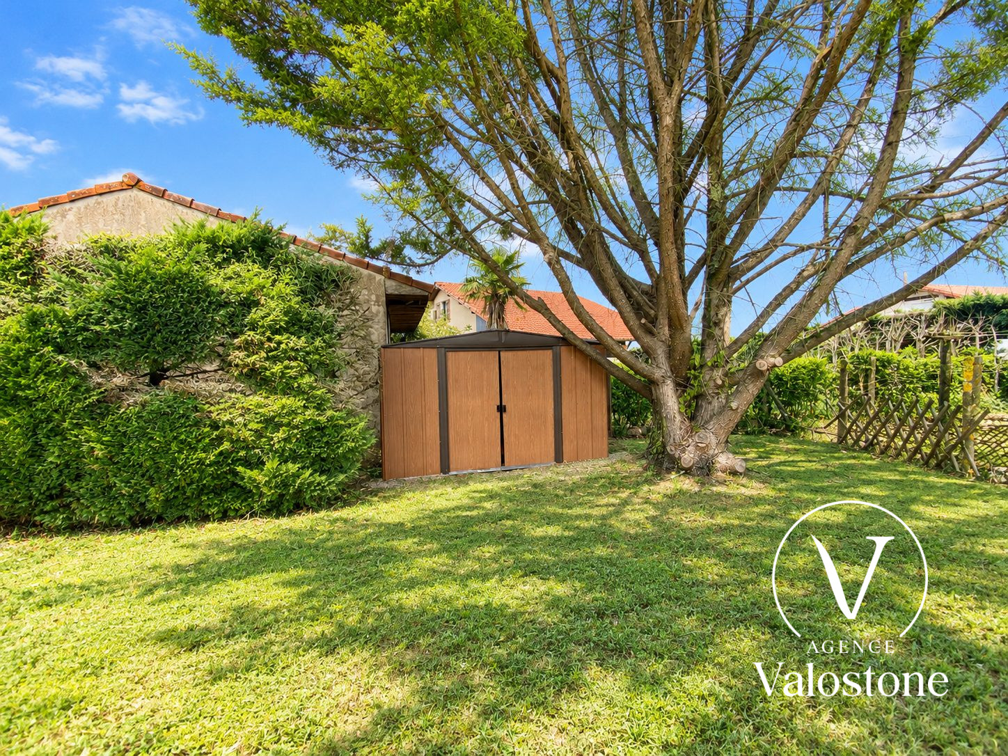 Photo 16 — VALOSTONE INTERNATIONAL
