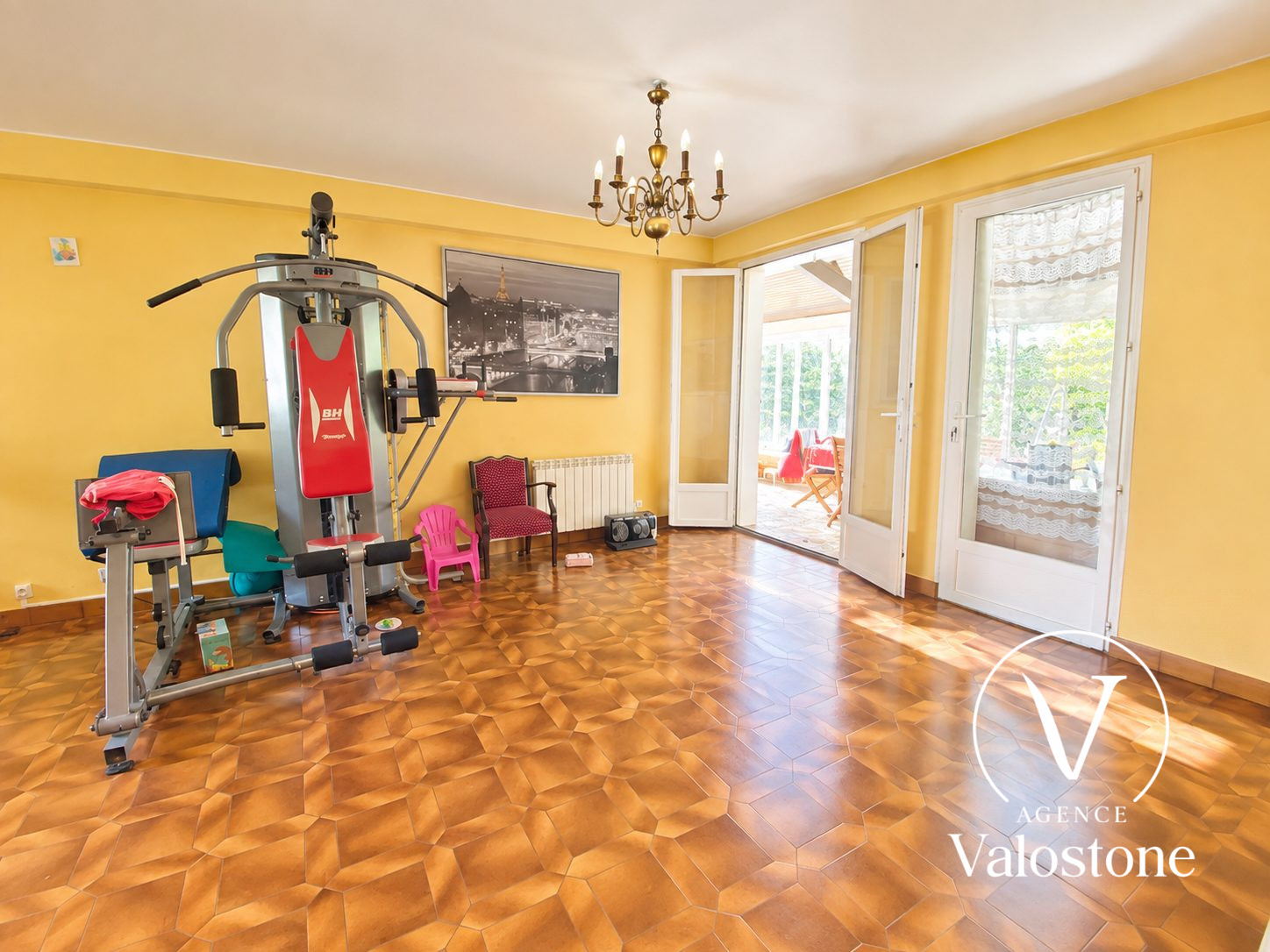 Photo 4 — VALOSTONE INTERNATIONAL