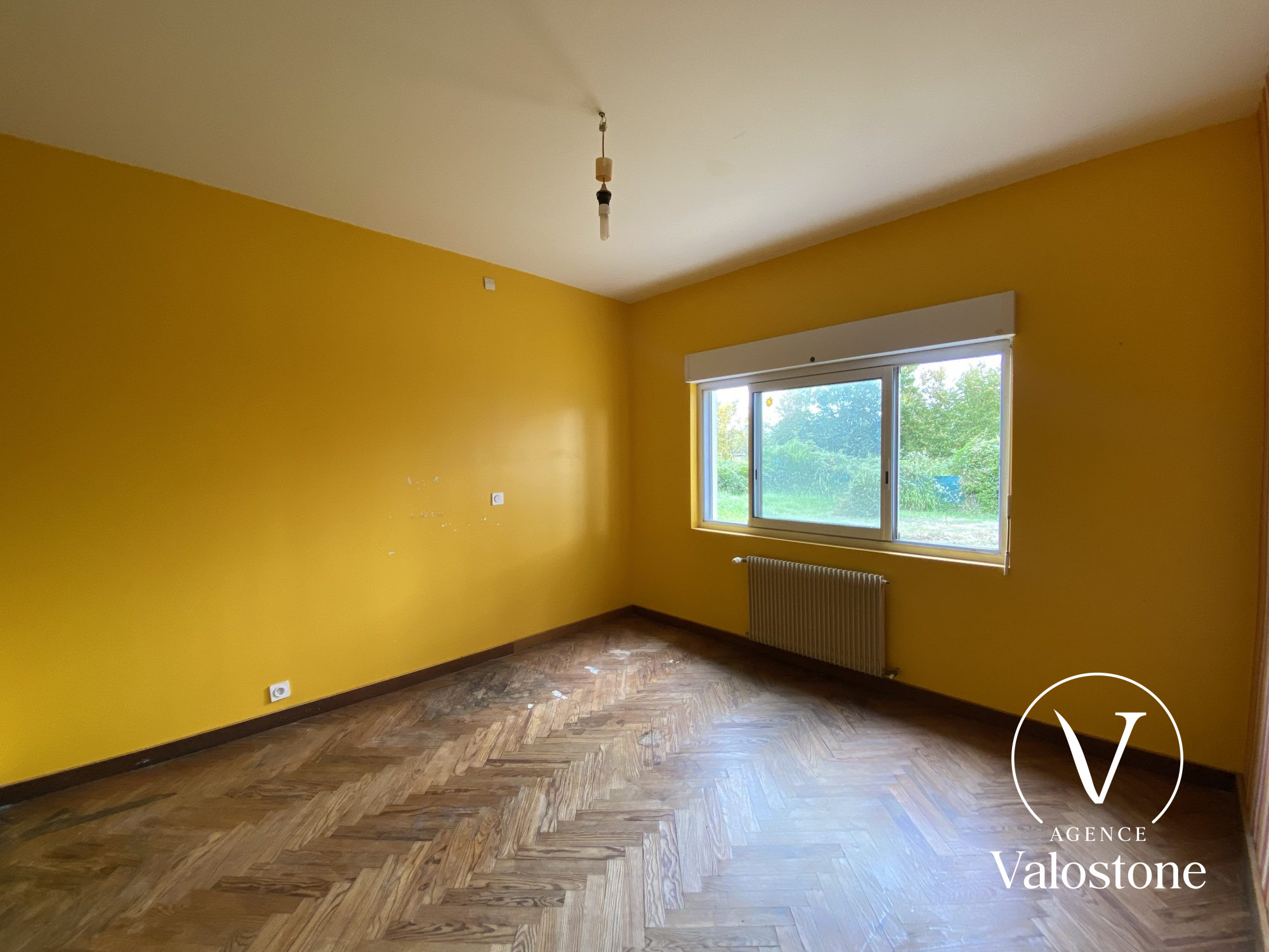 Photo 9 — VALOSTONE INTERNATIONAL