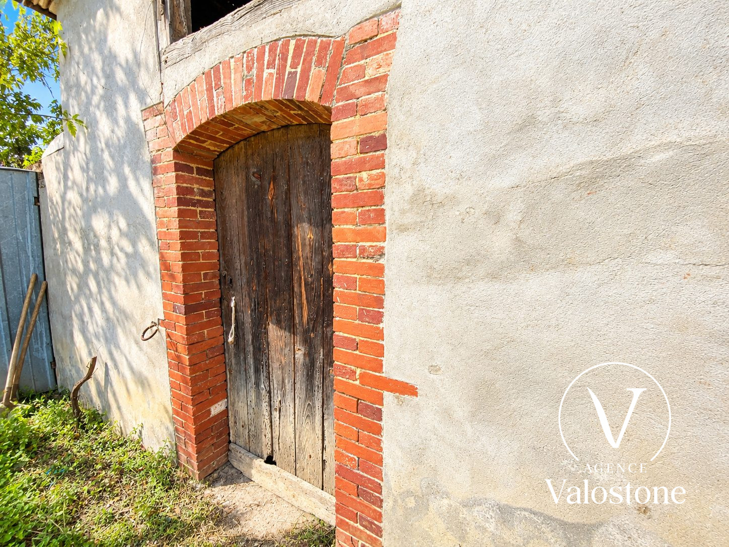 Photo 5 — VALOSTONE INTERNATIONAL