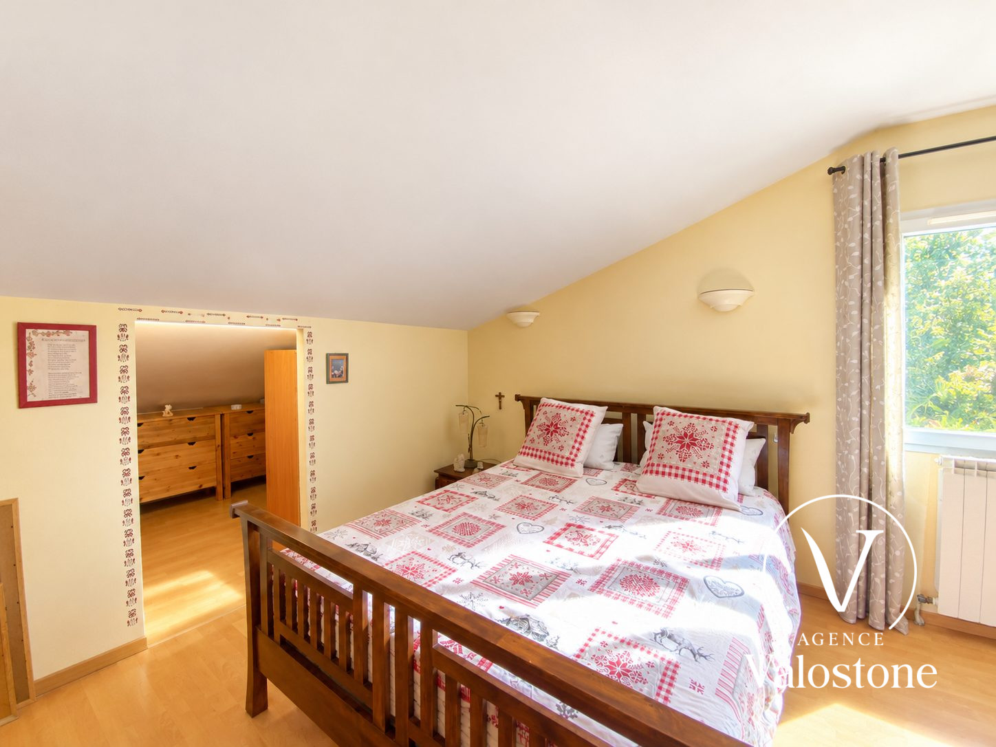 Photo 9 — VALOSTONE INTERNATIONAL