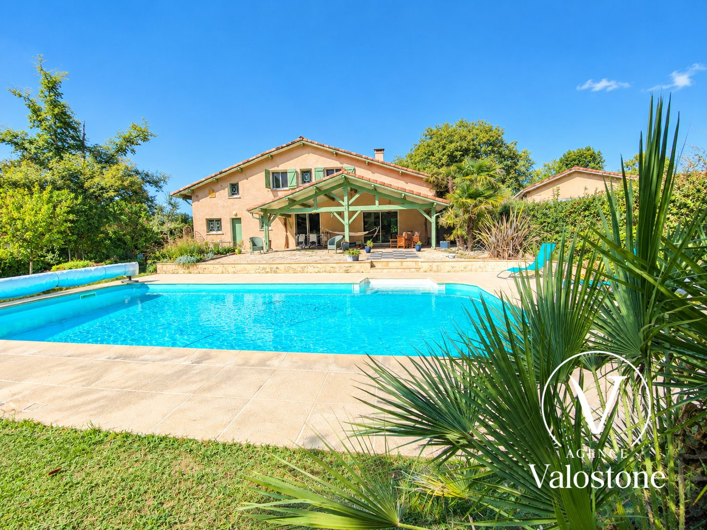 Photo 17 — VALOSTONE INTERNATIONAL