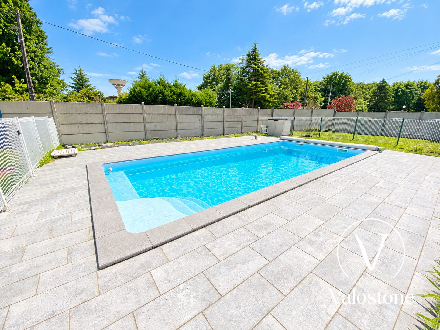 Photo 4 — VALOSTONE INTERNATIONAL