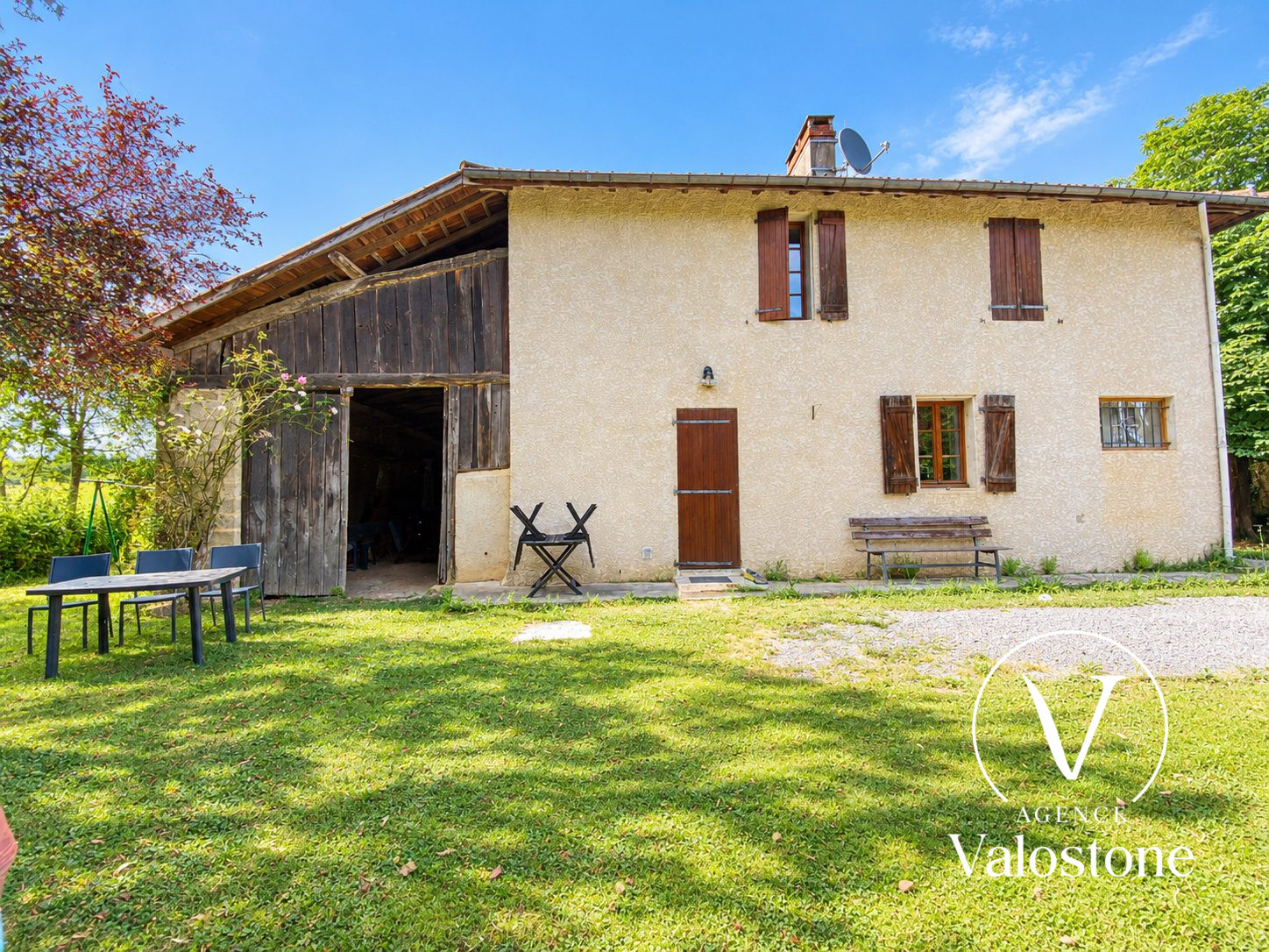 Photo 3 — VALOSTONE INTERNATIONAL
