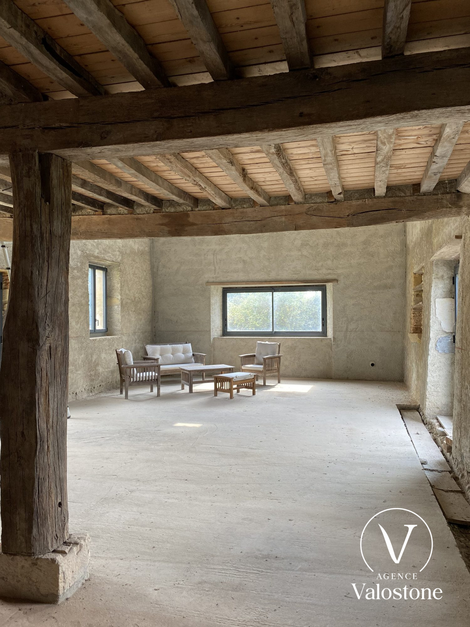 Photo 6 — VALOSTONE INTERNATIONAL