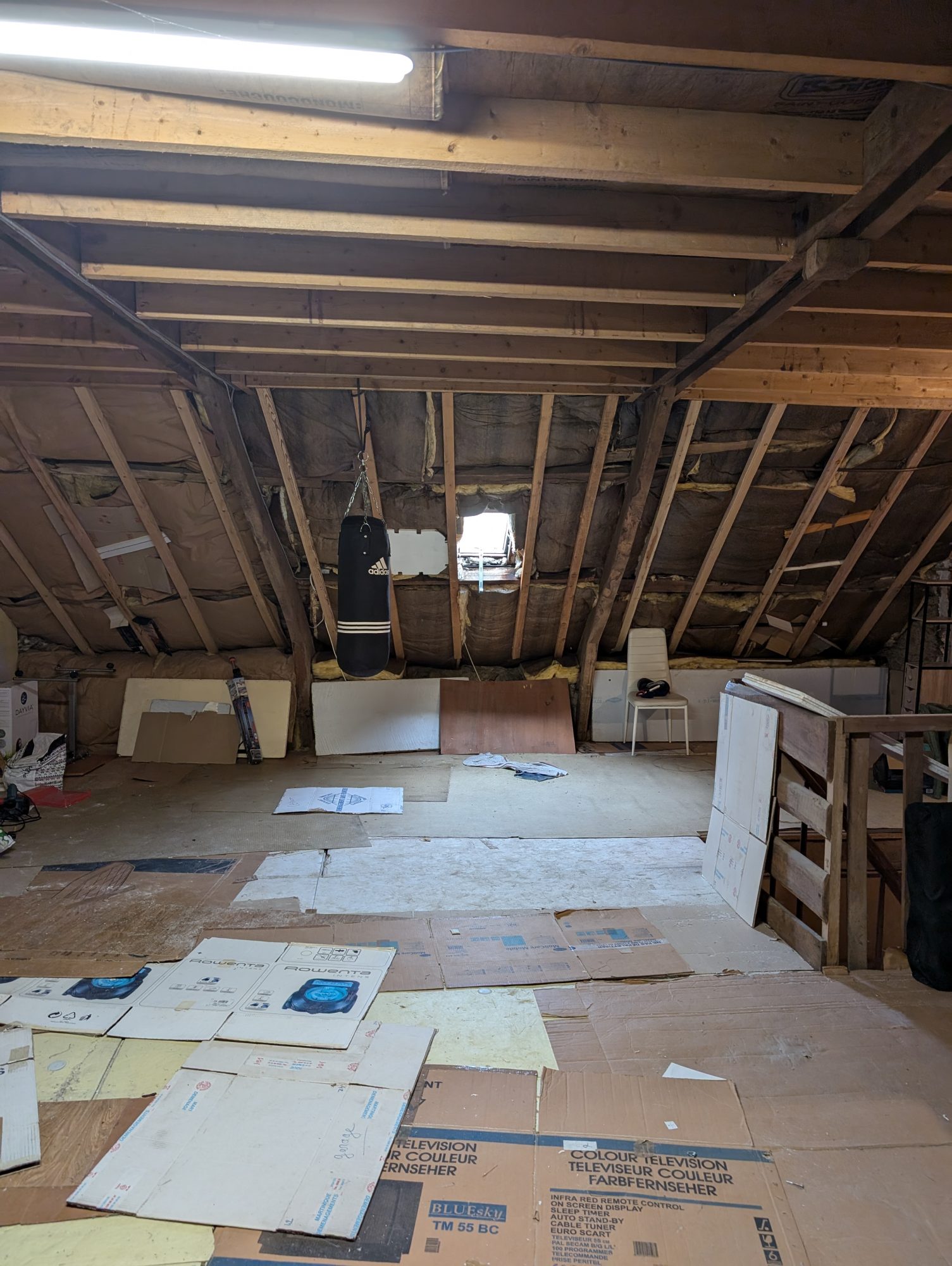 Photo 17 — CABINET A&G