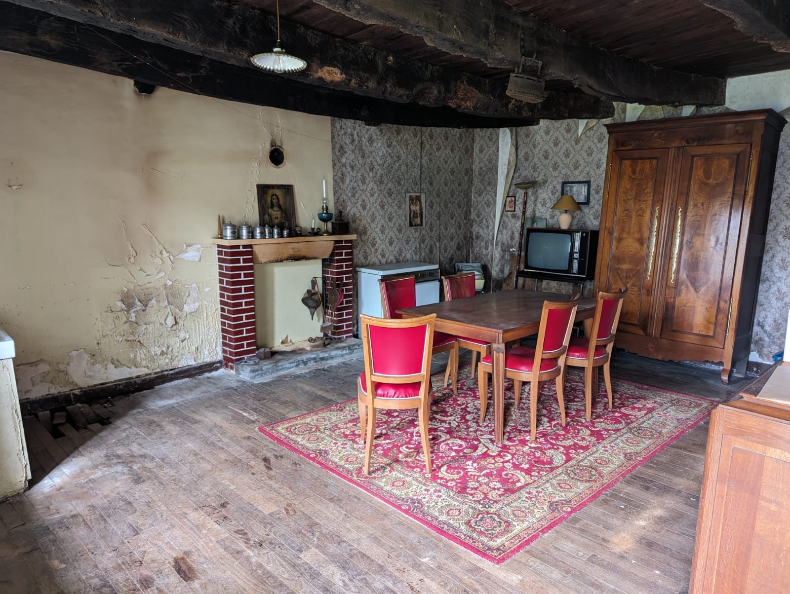 Photo 28 — CABINET A&G