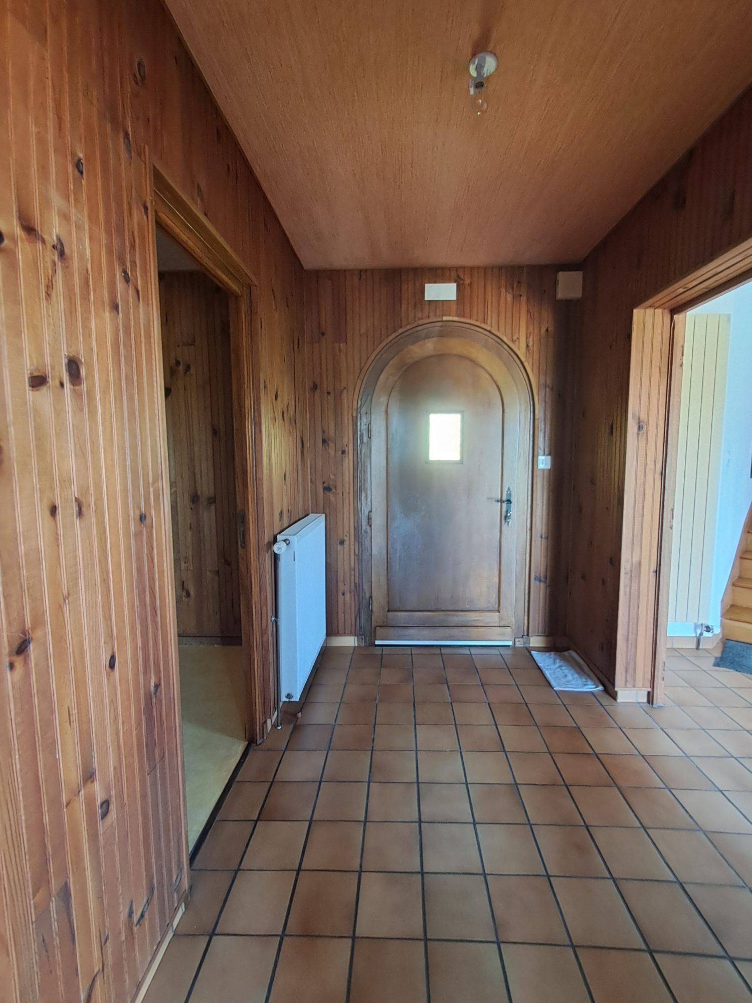 Photo 5 — CABINET A&G