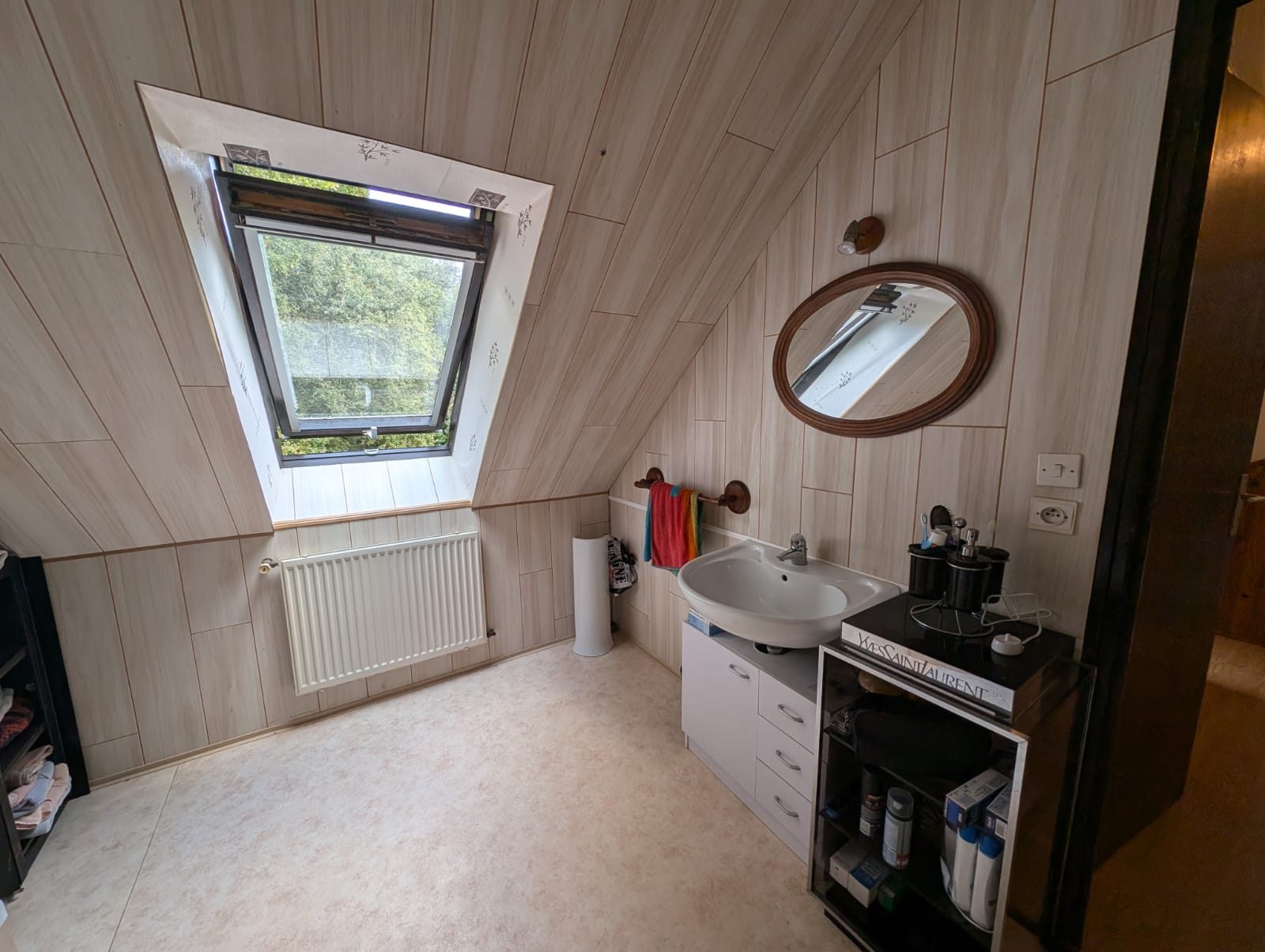 Photo 15 — CABINET A&G