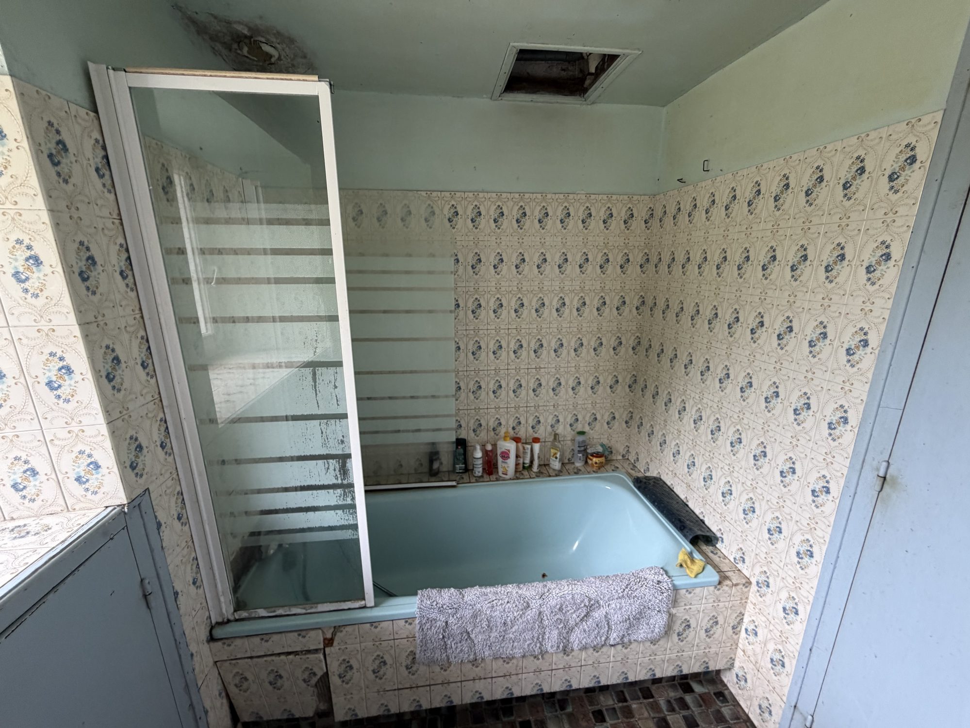 Photo 4 — CABINET A&G