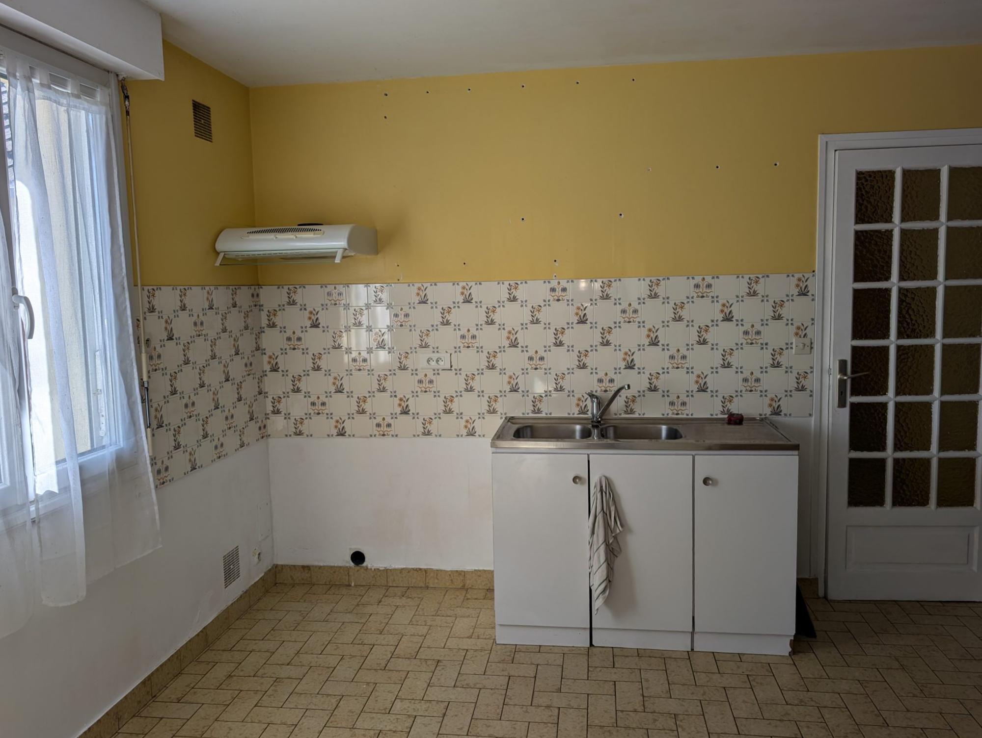 Photo 3 — CABINET A&G