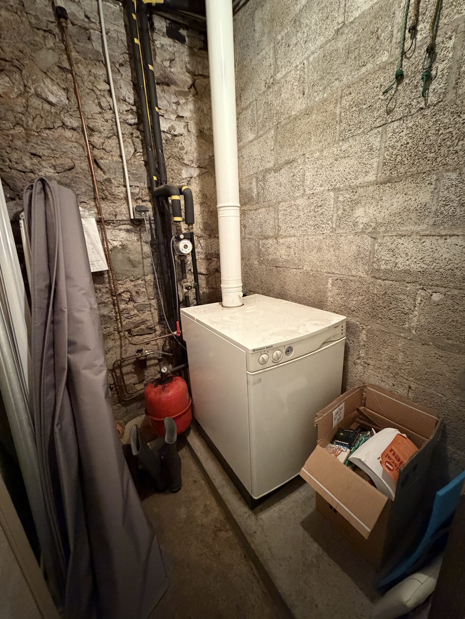 Photo 18 — CABINET A&G