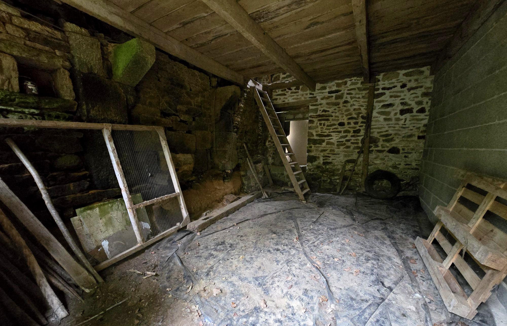 Photo 3 — CABINET A&G