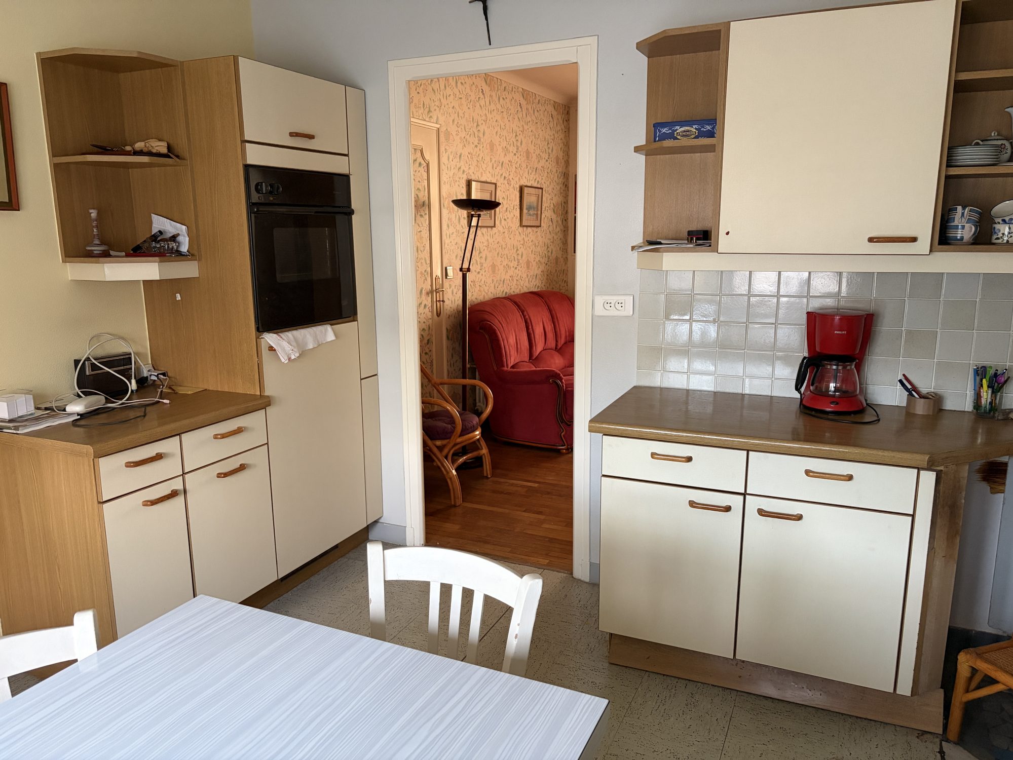 Photo 3 — CABINET A&G