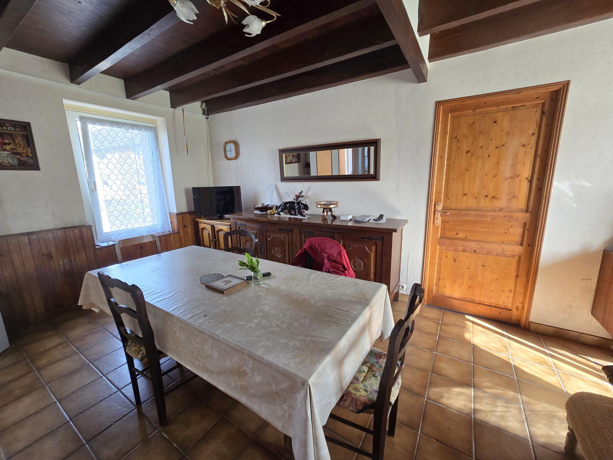 Photo 2 — CABINET A&G